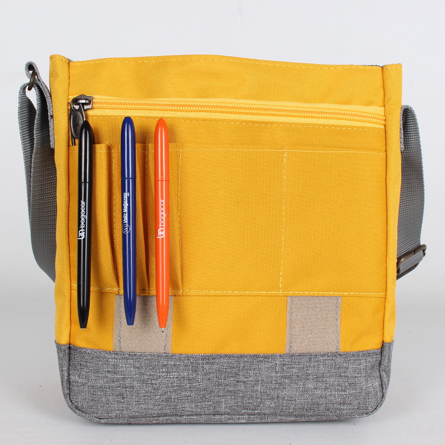 Bagacar Yeşil Unisex 13" 14" Laptop Mac Air Postacı Çantası