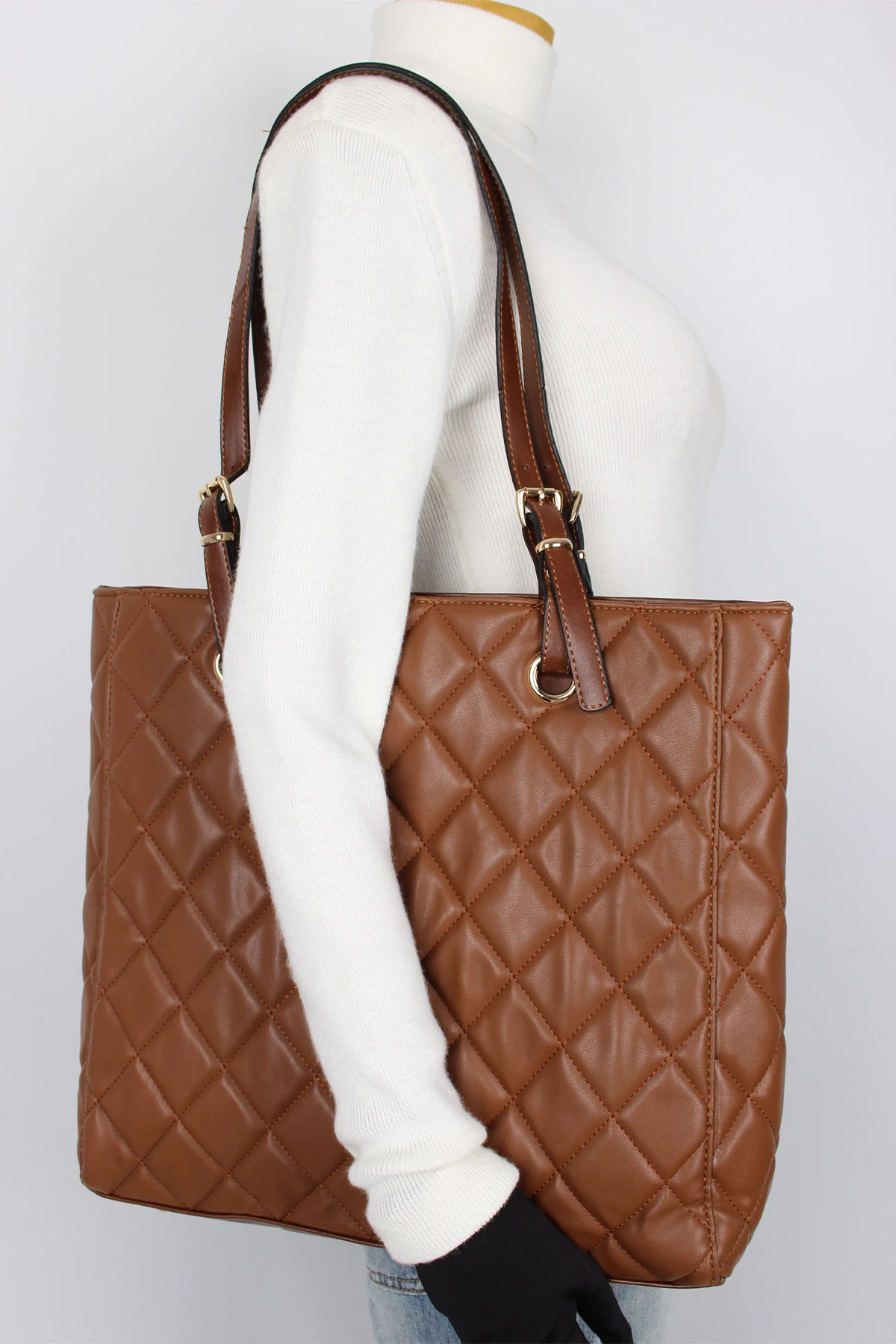 Bagacar BGKOL Taba Kapitone Bayan El ve Omuz Çantası