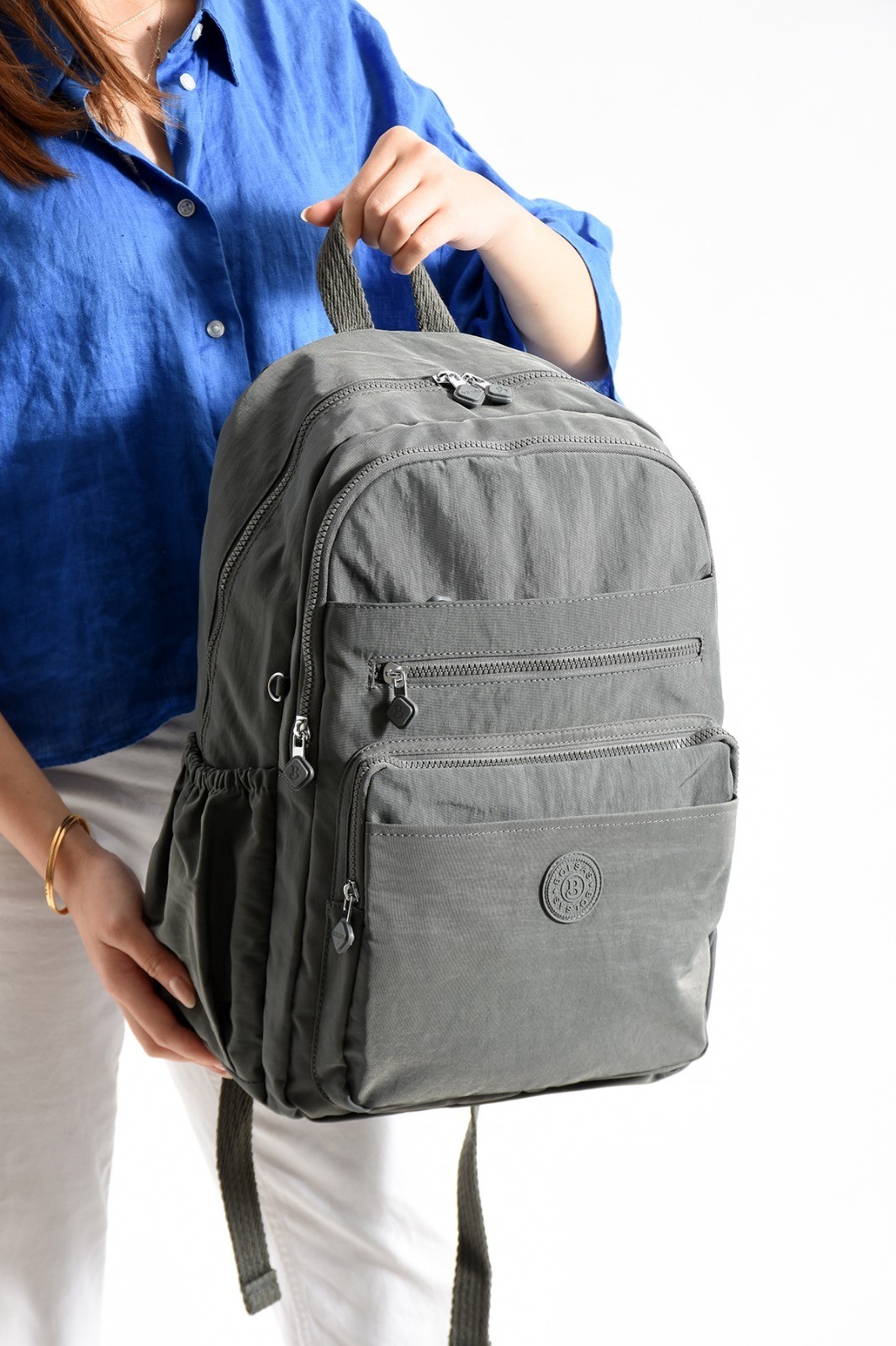 Bagacar Bolsas 1095 Su Geçirmez İthal Krinkıl Kumaş Laptop Bölmeli Okul ve Günlük Sırt Çantası Gri