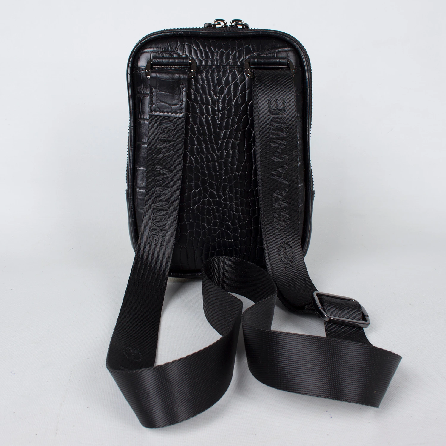 Grande 4255 Unisex Hakiki Deri Postacı Bodybag Çantası K. Siyah