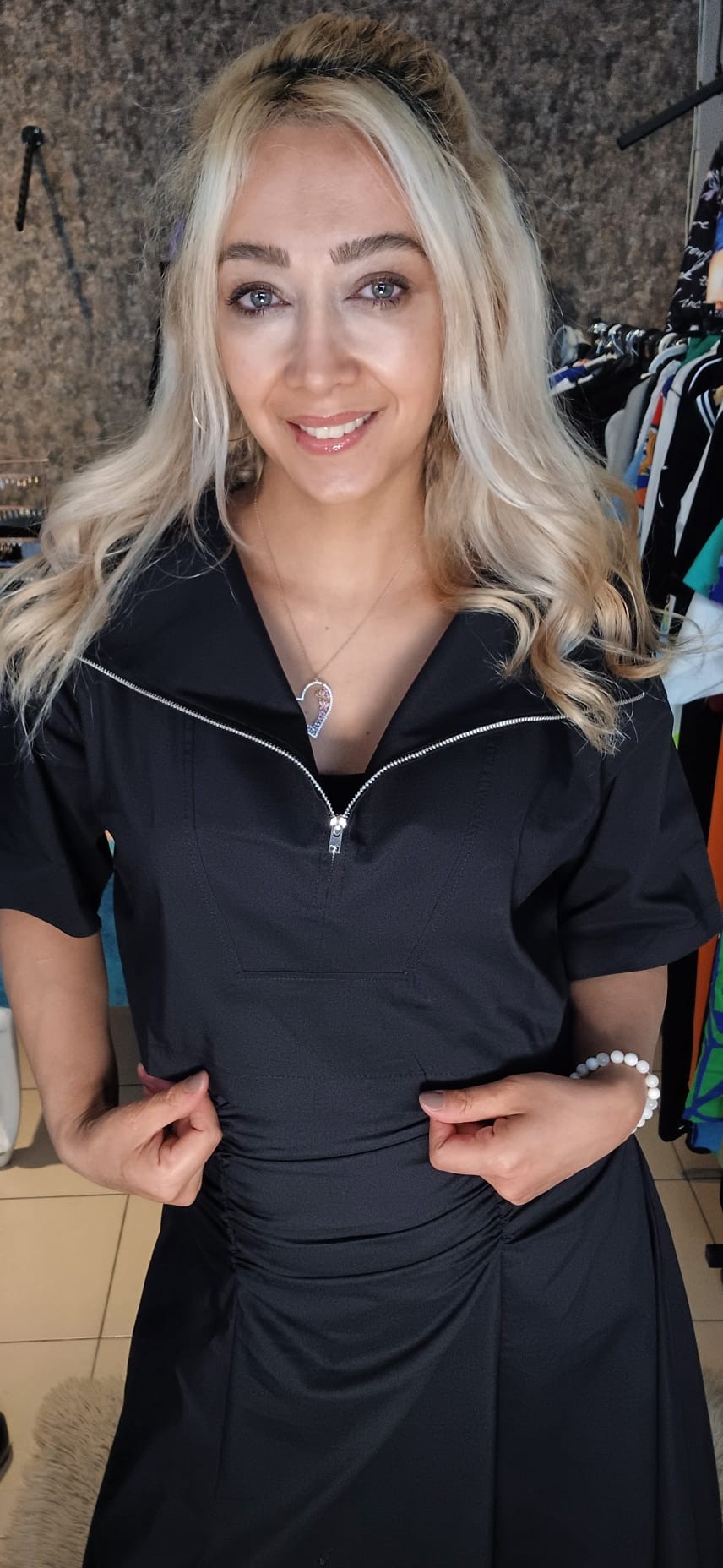 Siyah Tencel Fermuarlı Bluz