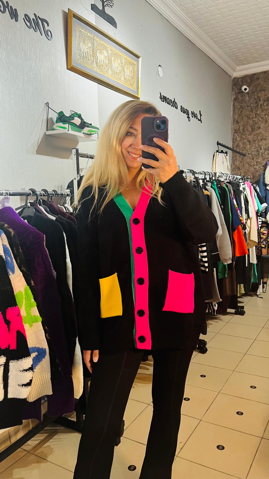 Siyah Renkli Premium Hırka