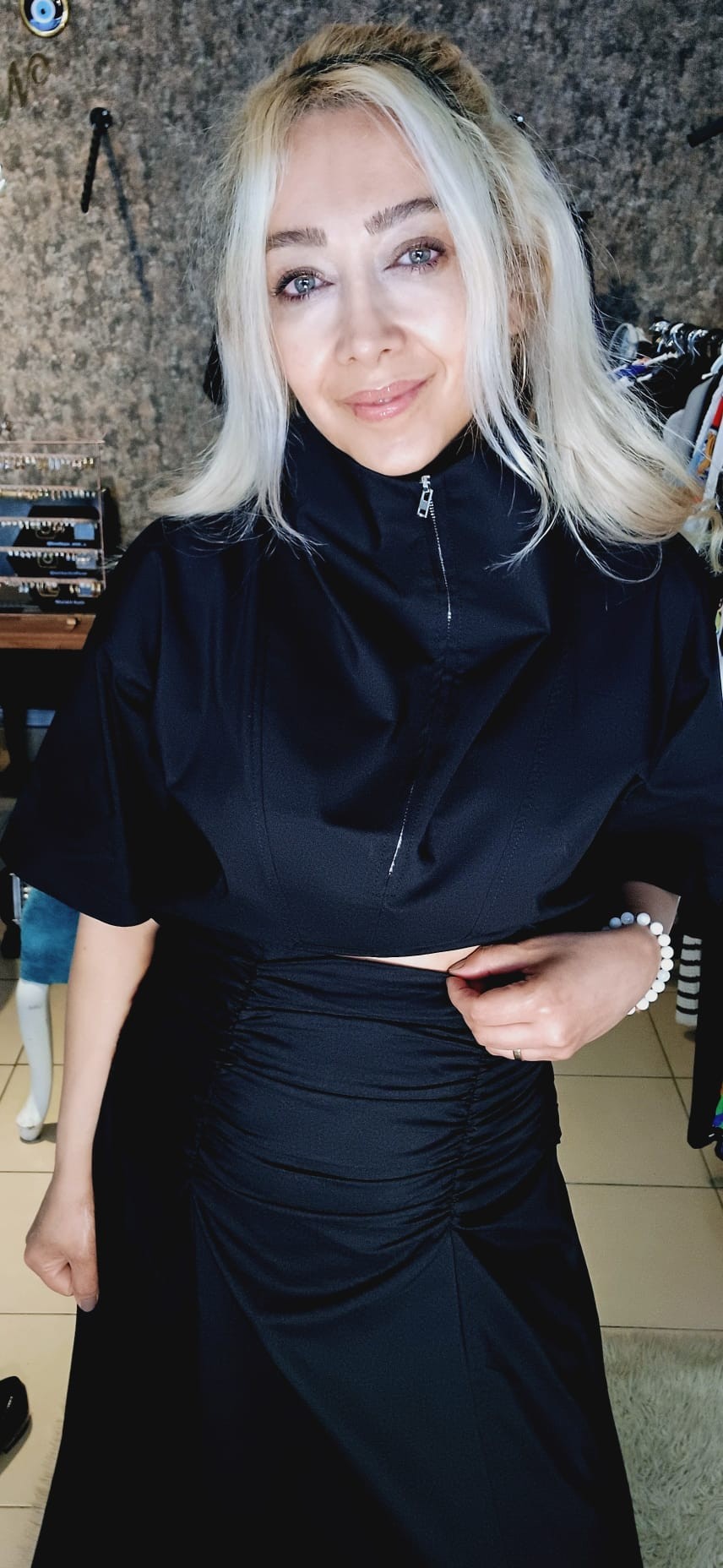 Siyah Tencel Fermuarlı Bluz