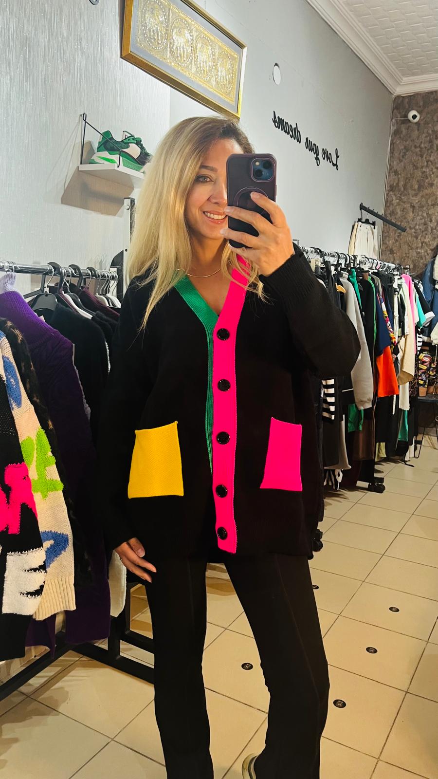 Siyah Renkli Premium Hırka