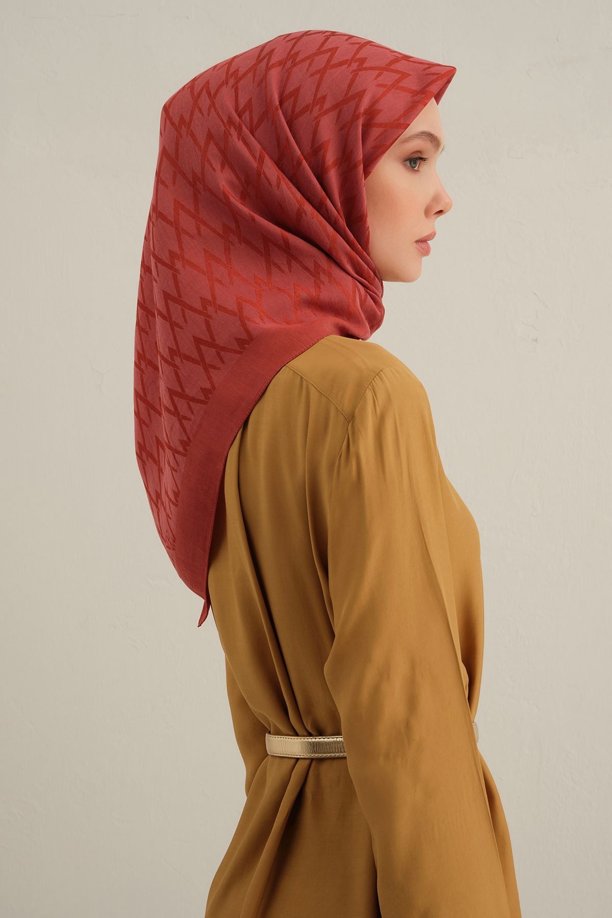 Mercan Lyocell Eşarp  35