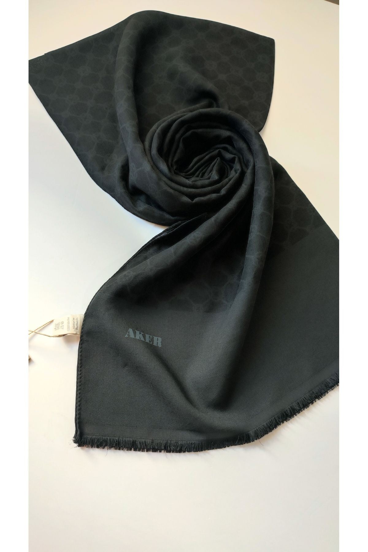 Aker Siyah Elegance Monogram Şal