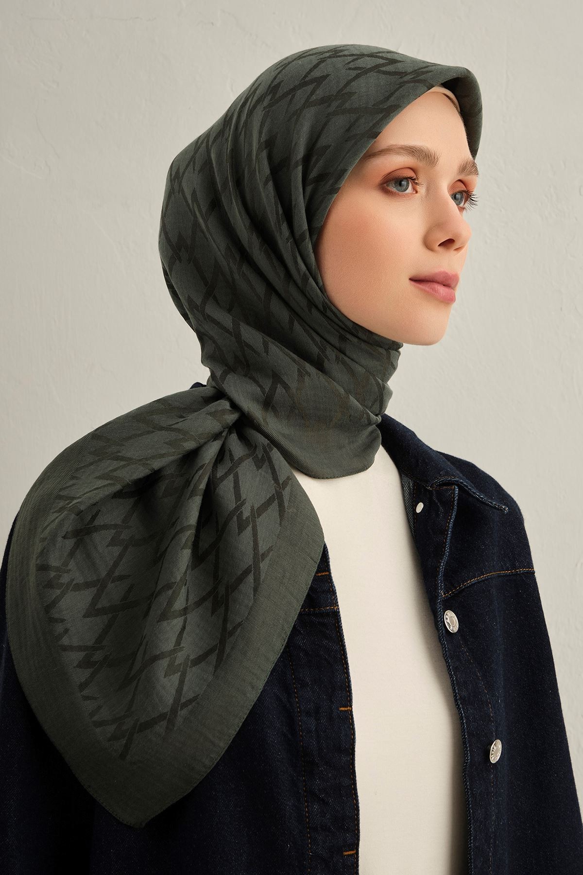 Yeşil Lyocell Eşarp  54