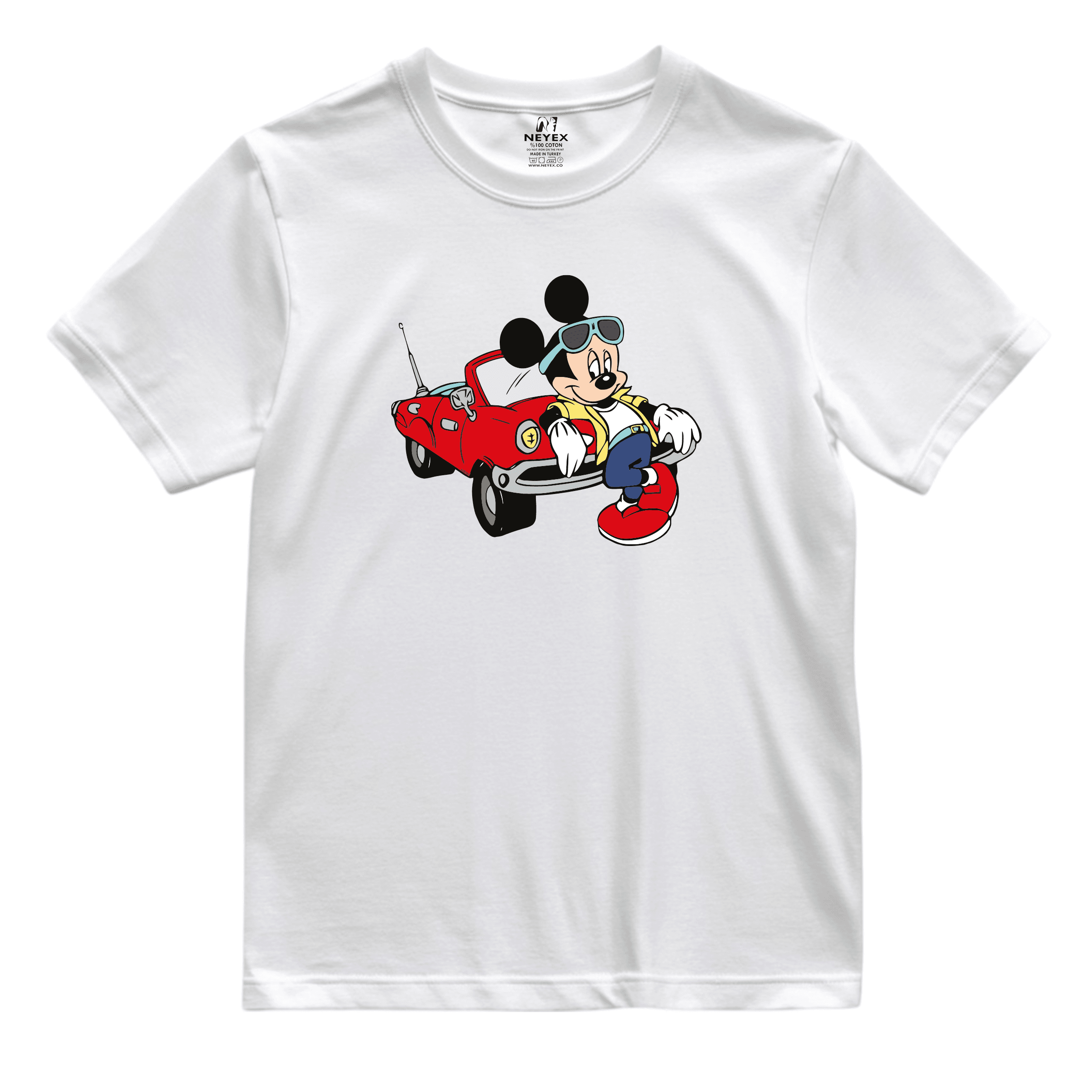 Mickey's Red Car - Çocuk T-Shirt
