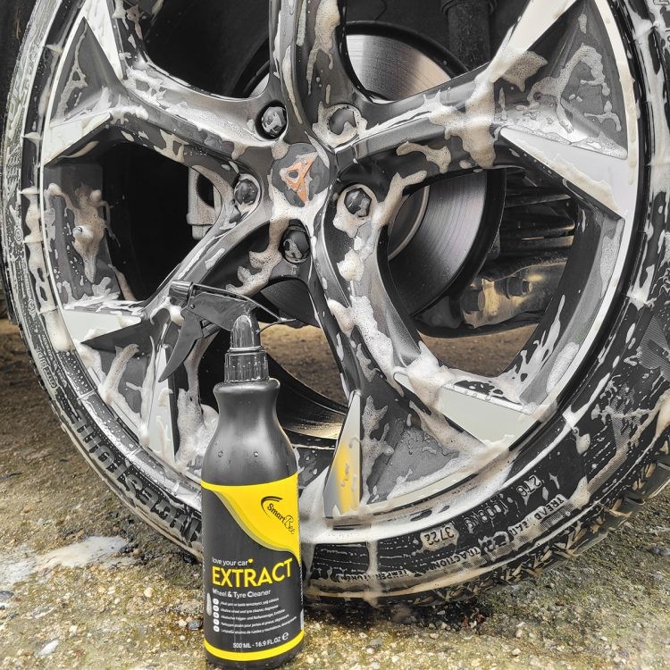 EXTRACT Rim and Tire Cleaner – 500 ml