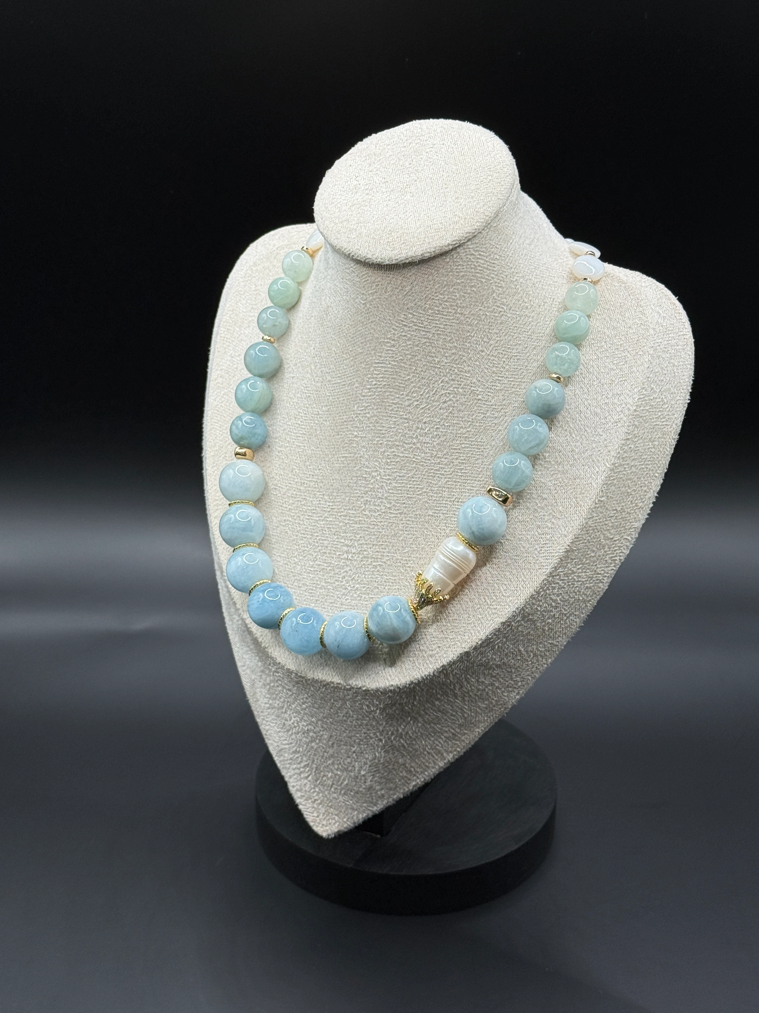 Doğal Taşlı El Yapımı “Manila” Kolye