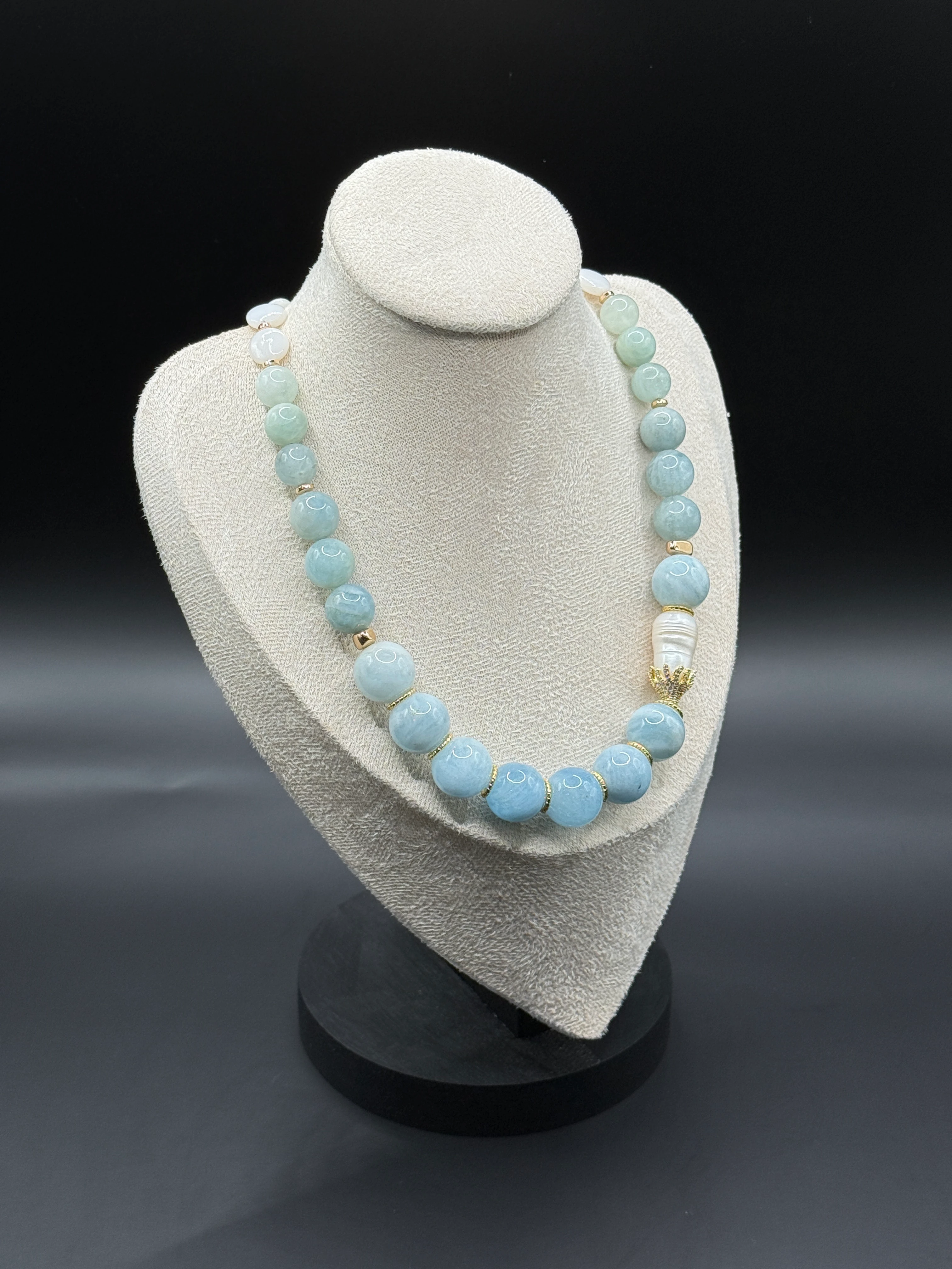 Doğal Taşlı El Yapımı “Manila” Kolye