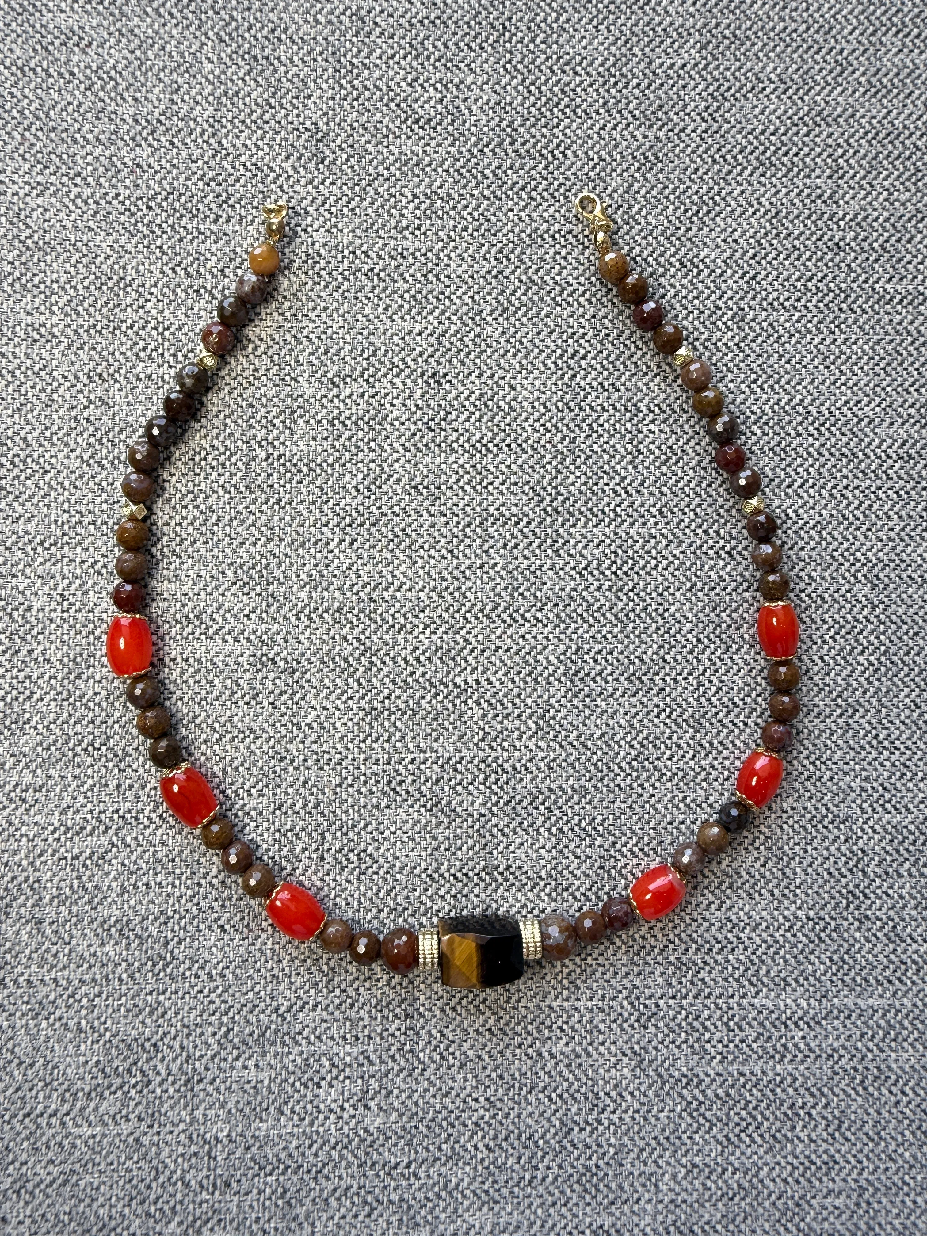 Doğal Taşlı El Yapımı "Cannes" Kolye