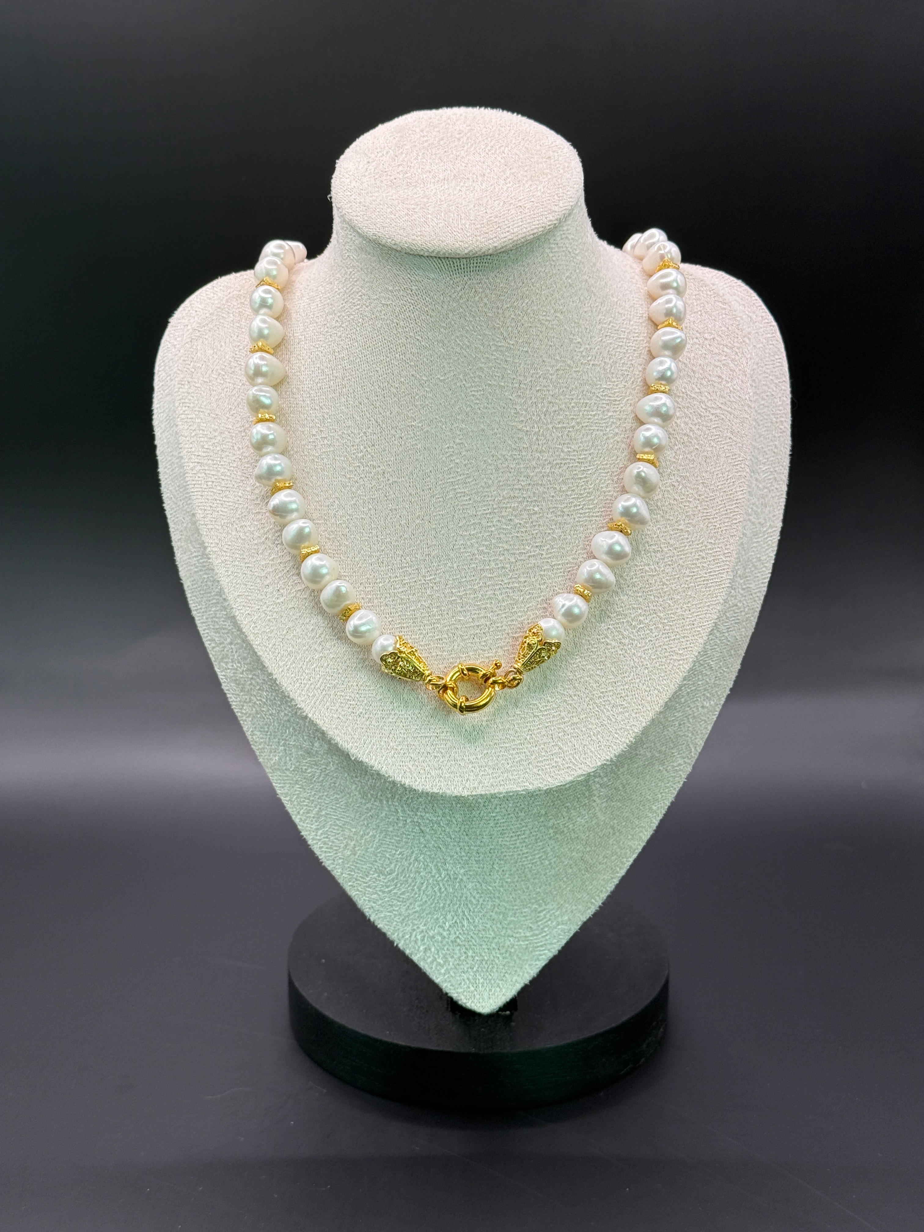 Doğal Taşlı El Yapımı “Kafkasya” Kolye