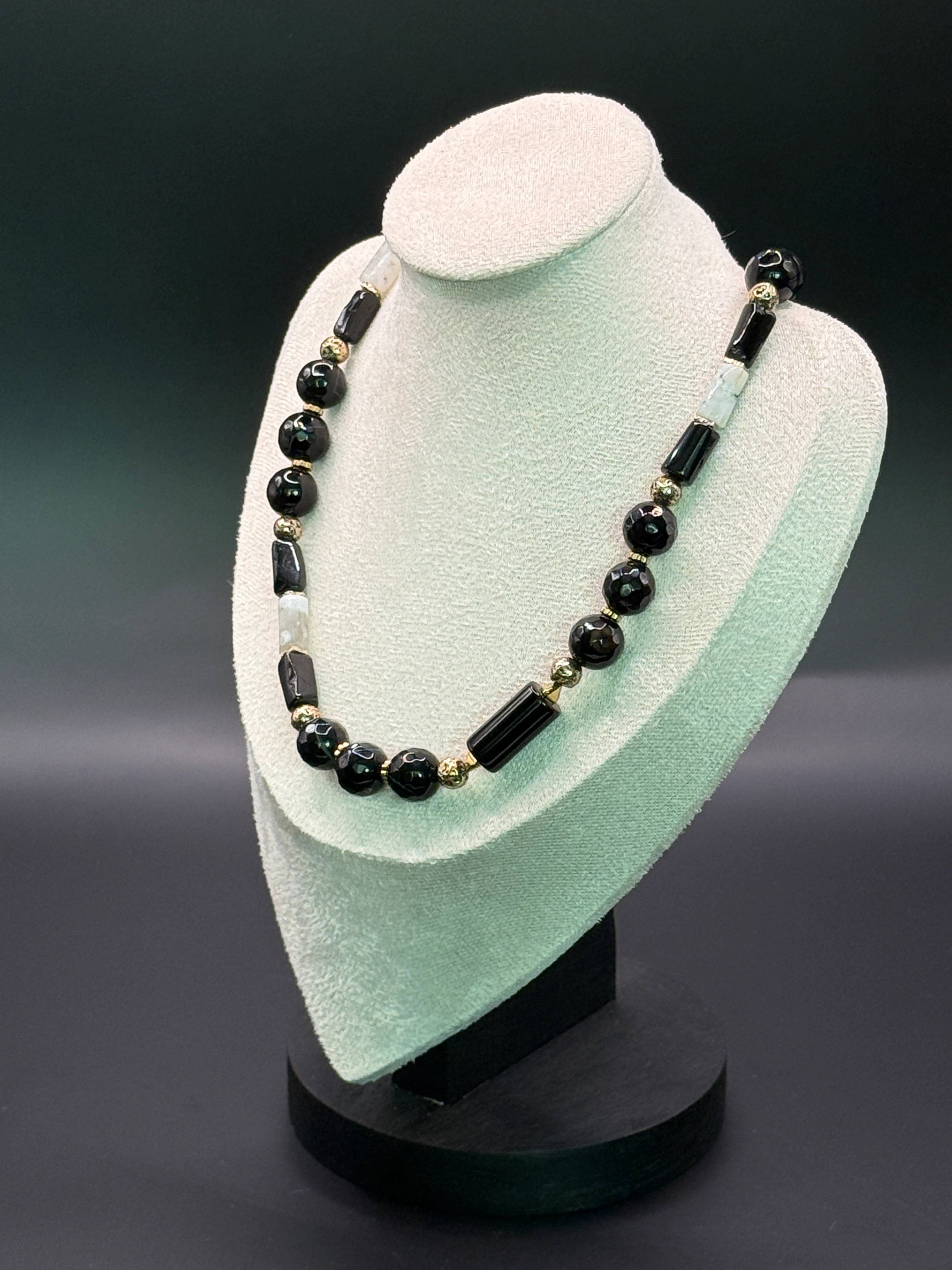 Doğal Taşlı El Yapımı "Mainz” Kolye