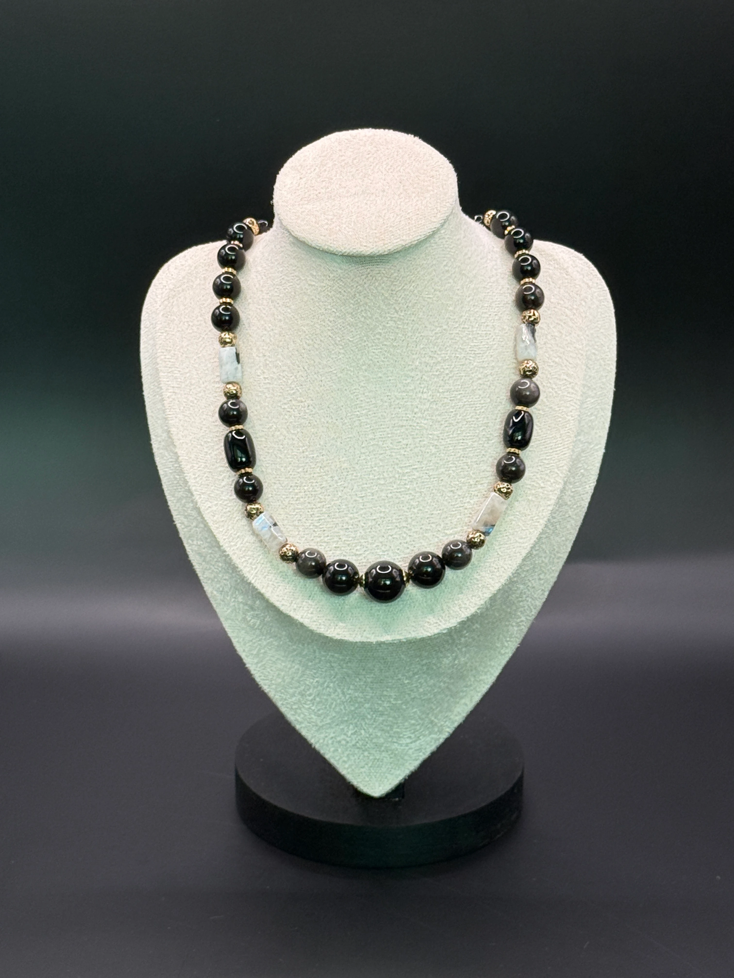 Doğal Taşlı El Yapımı “1”Kolye