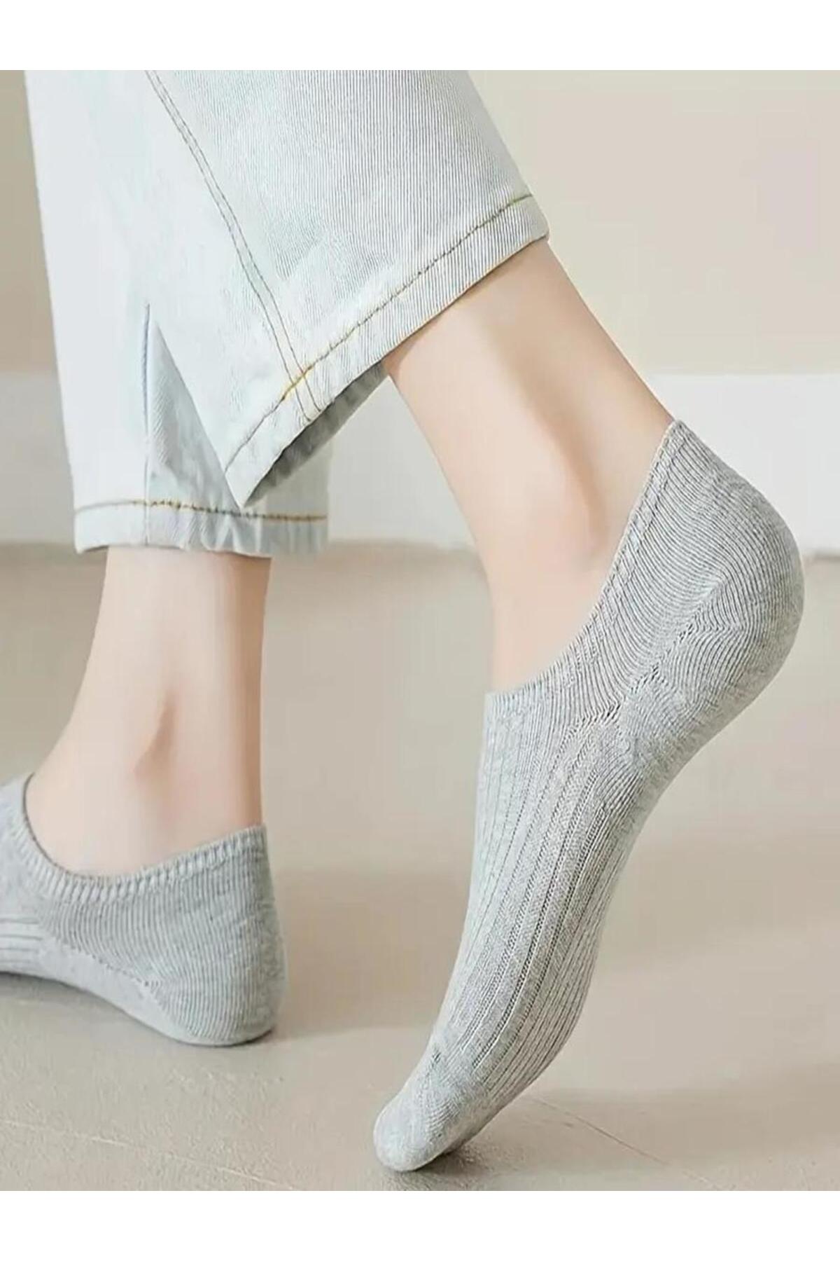 6 Çift Kadın Şık Çizgili Rahat Sneaker Çorap