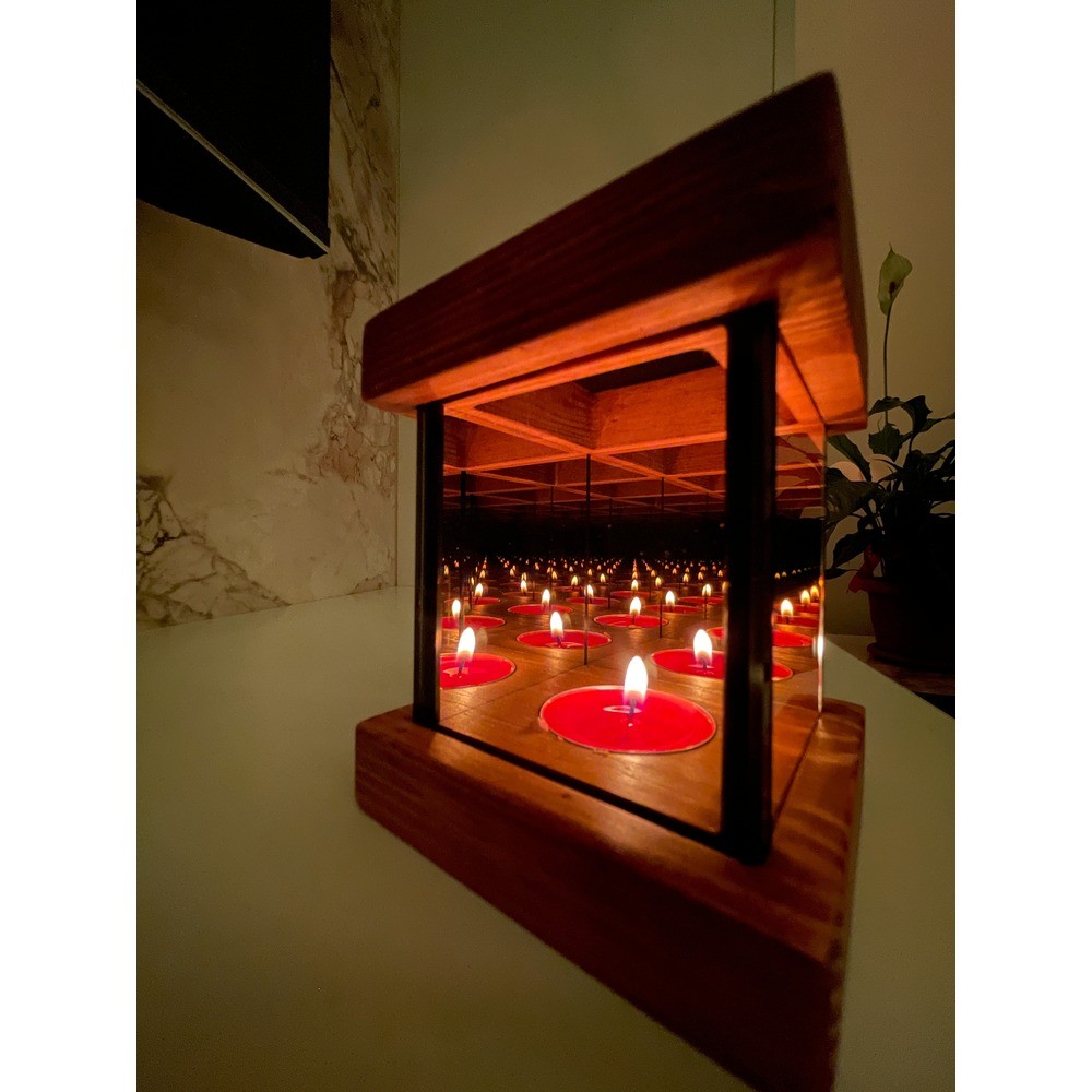 "Umai" Infinity Mirror Tea Light Candle Holder