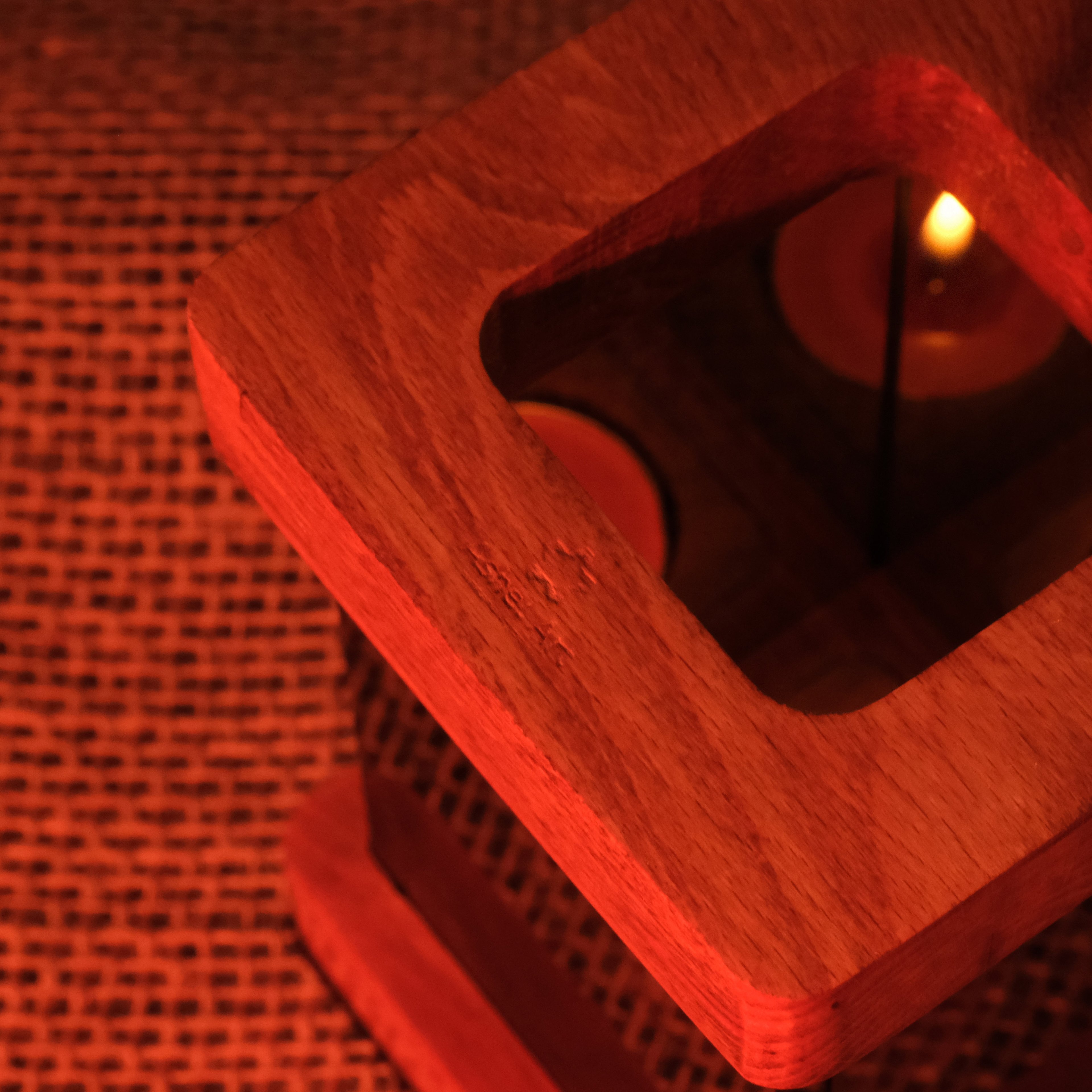 "Umai" Infinity Mirror Tea Light Candle Holder