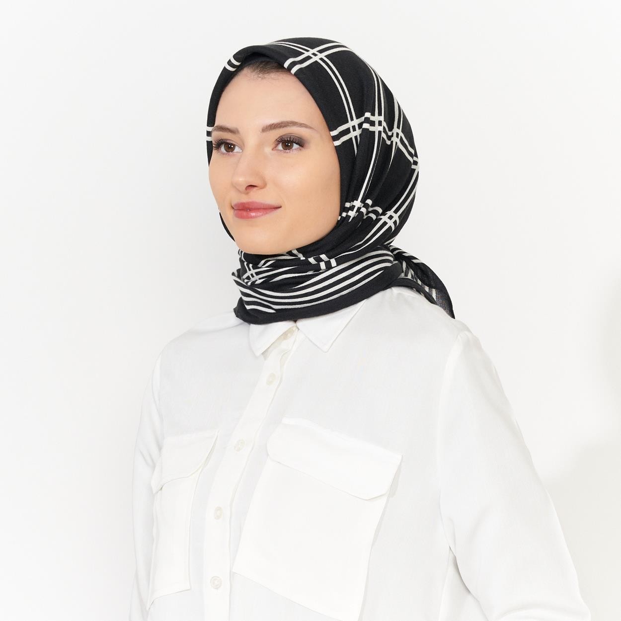 Sinem Bambu Winter Emp-100 AK20 01 Black-White Scarf
