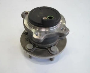 Focus - C-max arka tekerlek bilyası poryalı komple 2011-2016 SKF