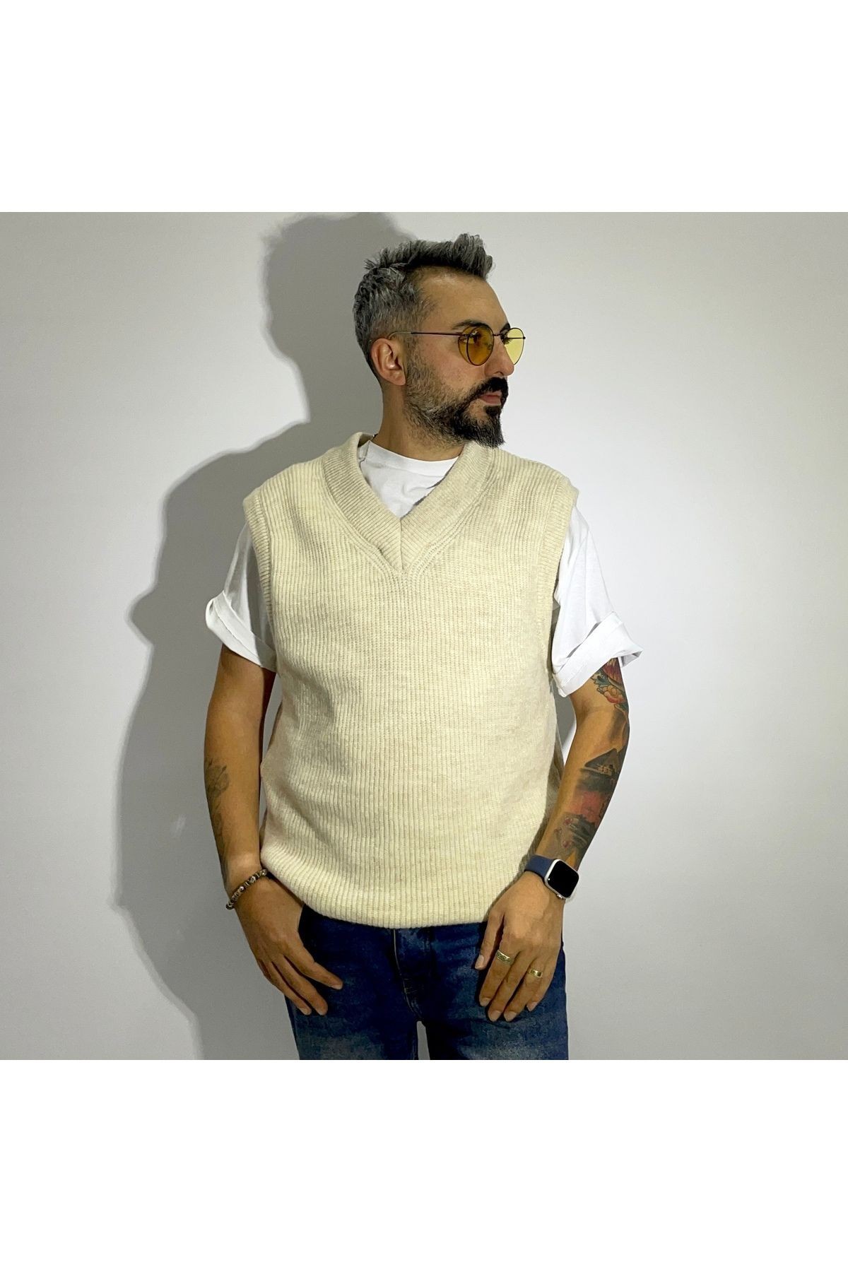 Sleeveless V Neck Men's Sweater - Beige