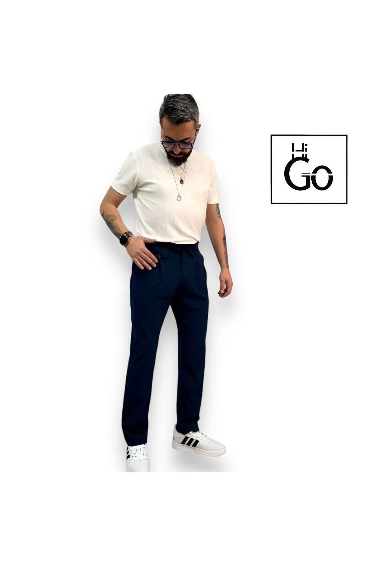 Relaxed Fit Men's Pleated Jogger Pants - Navy blue
