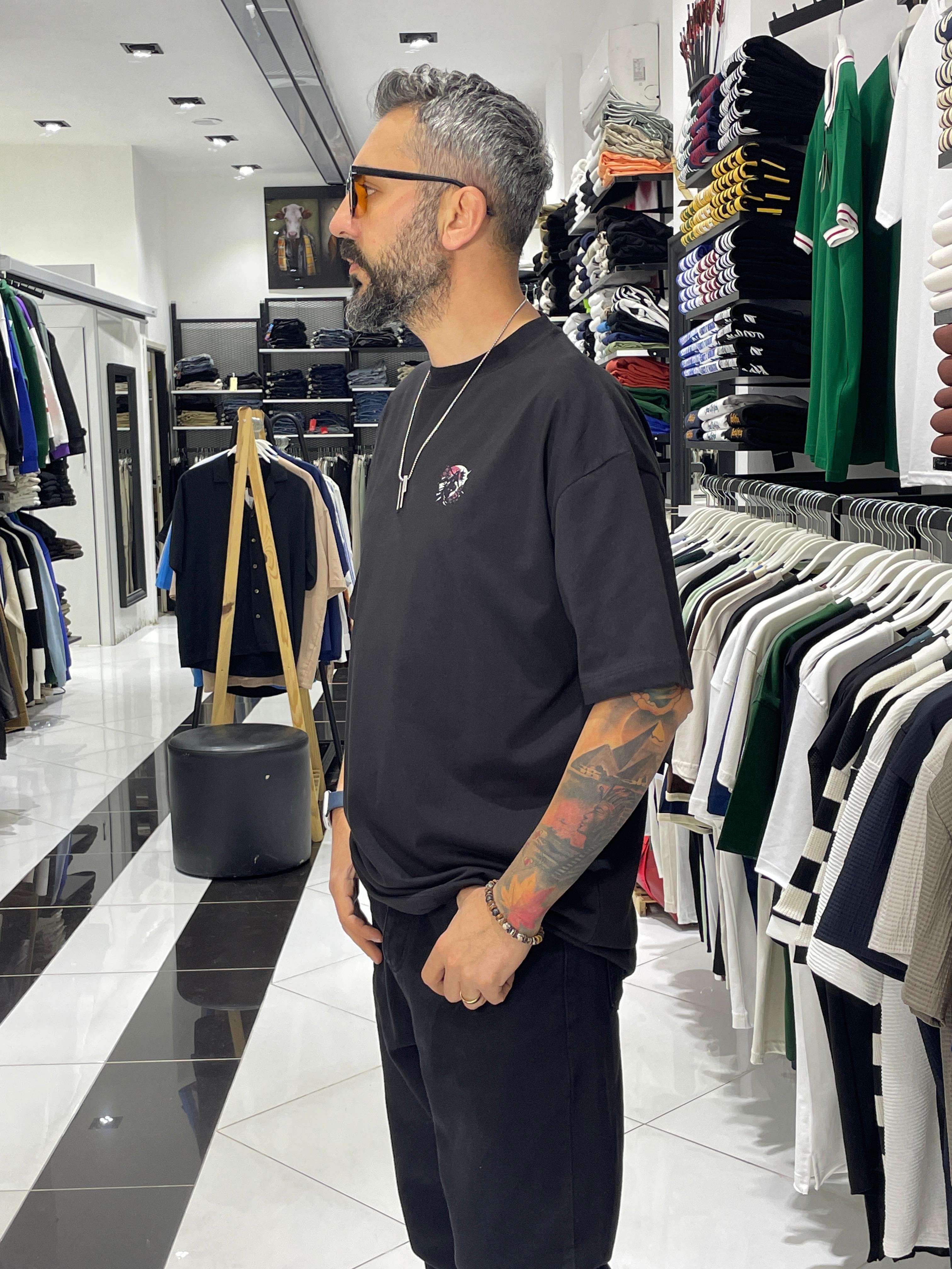 Samuray Baskılı Siyah Oversize Erkek T-Shirt – Higo Man
