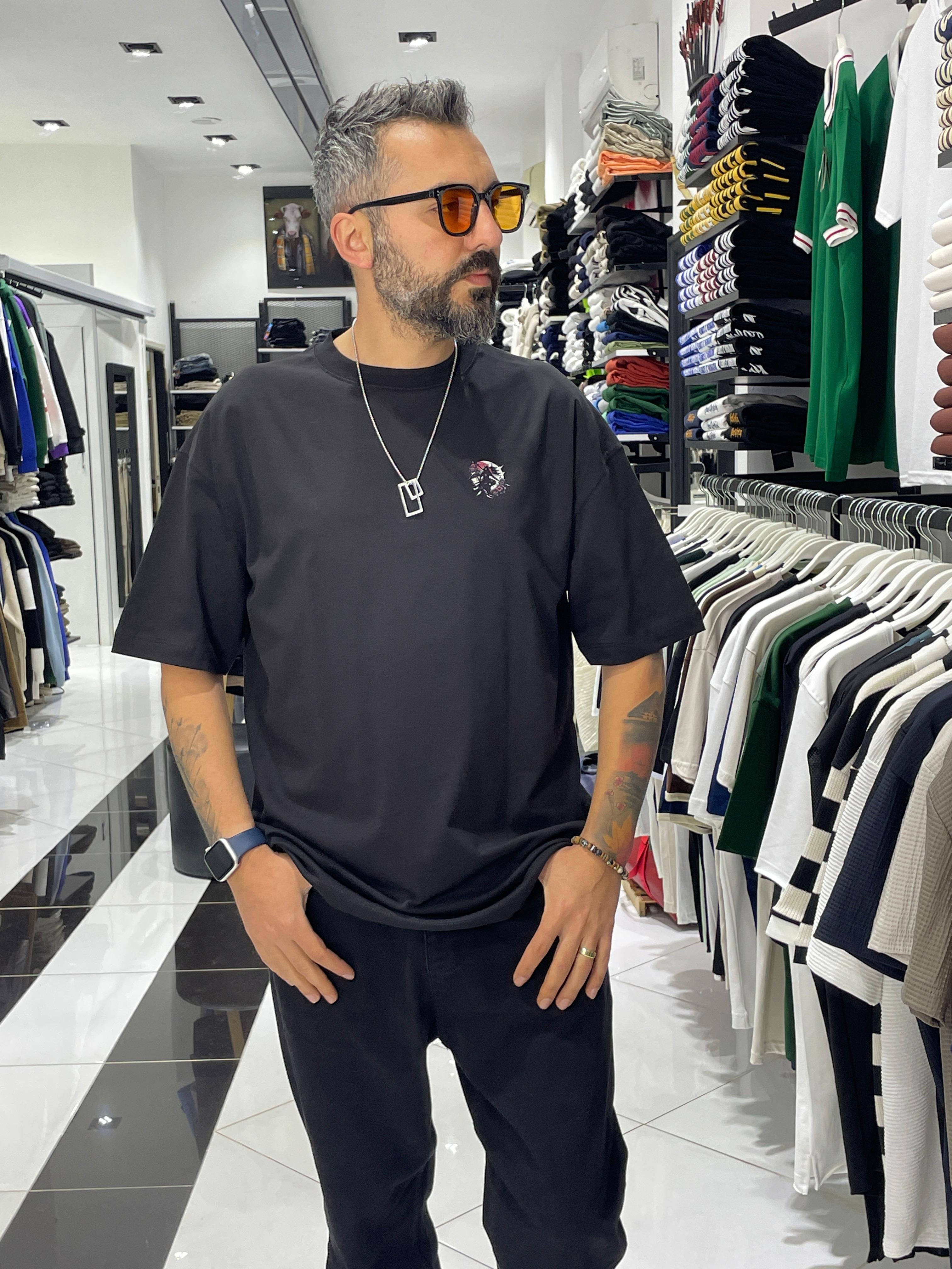 Samuray Baskılı Siyah Oversize Erkek T-Shirt – Higo Man