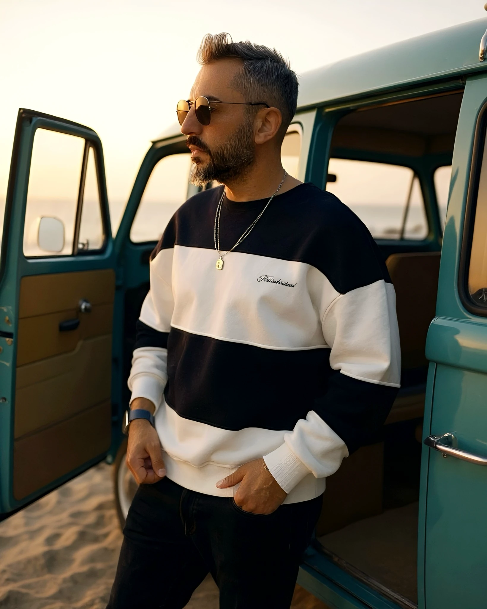 Siyah Beyaz Blok Detaylı Erkek Oversize Sweatshirt