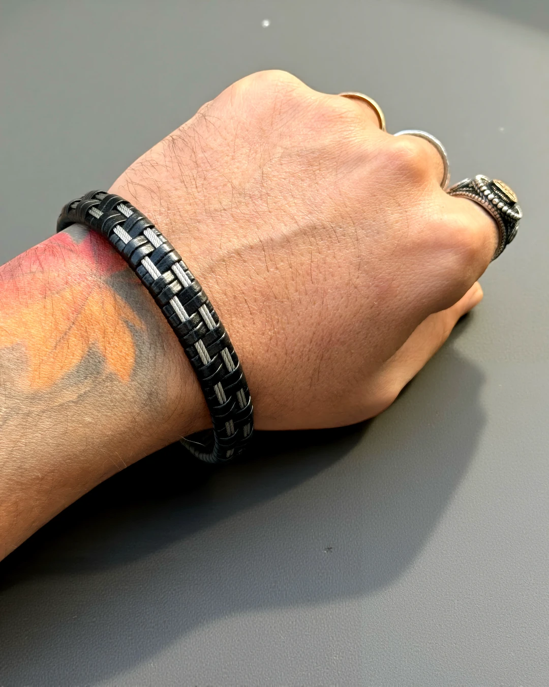 SteelGrid | Örgü Detaylı Siyah Erkek Bileklik