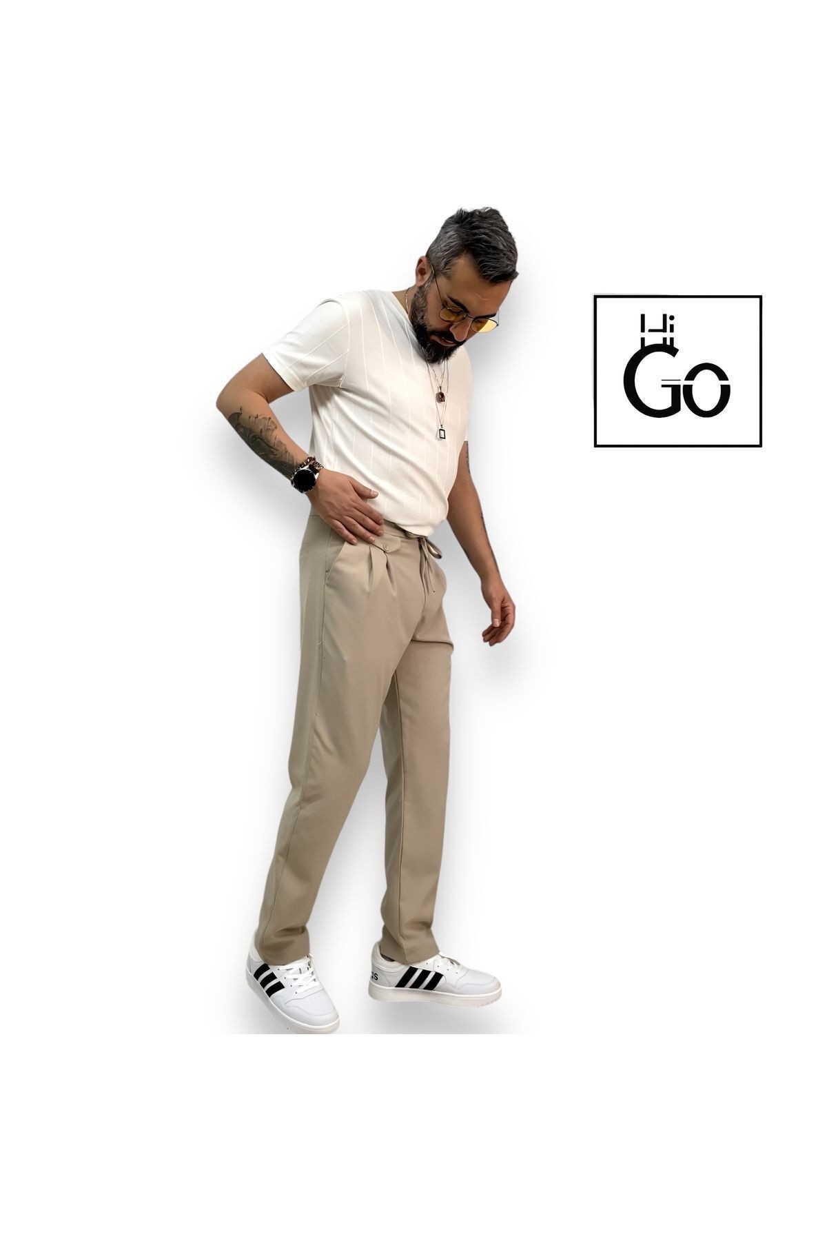 Relaxed Fit Men's Pleated Jogger Pants - Cream