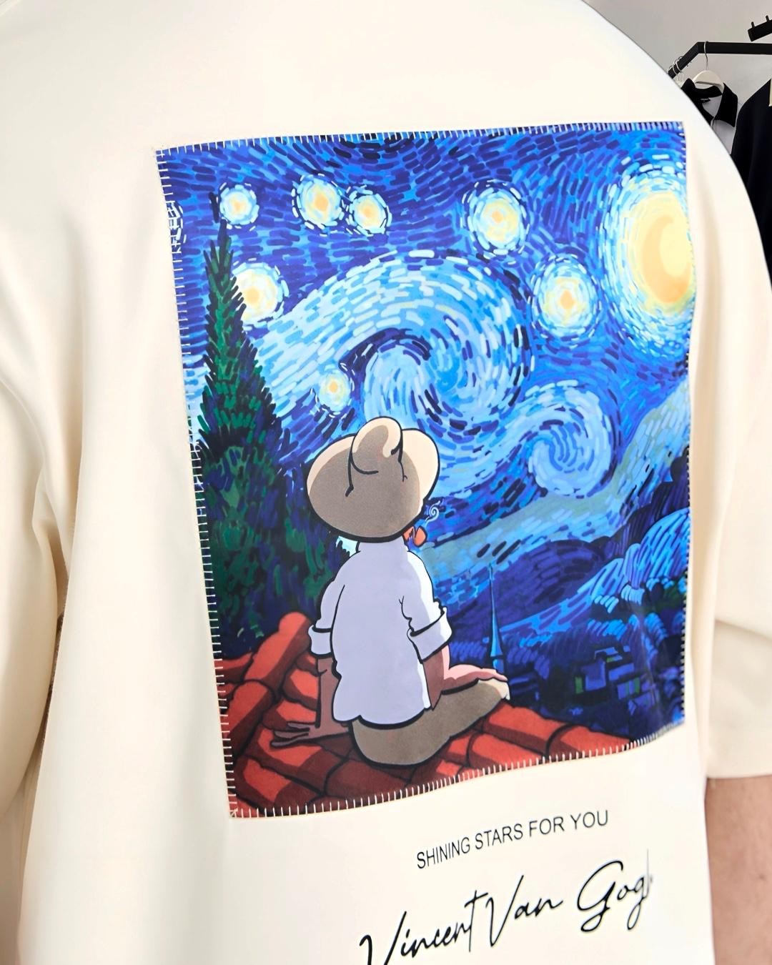 Starry Vision Sırt Kumaş Baskı Van Gogh Oversize Erkek T-Shirt - bej