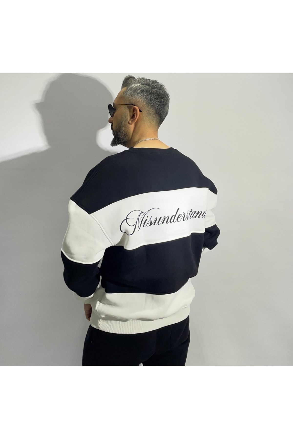 Siyah Beyaz Blok Detaylı Erkek Oversize Sweatshirt