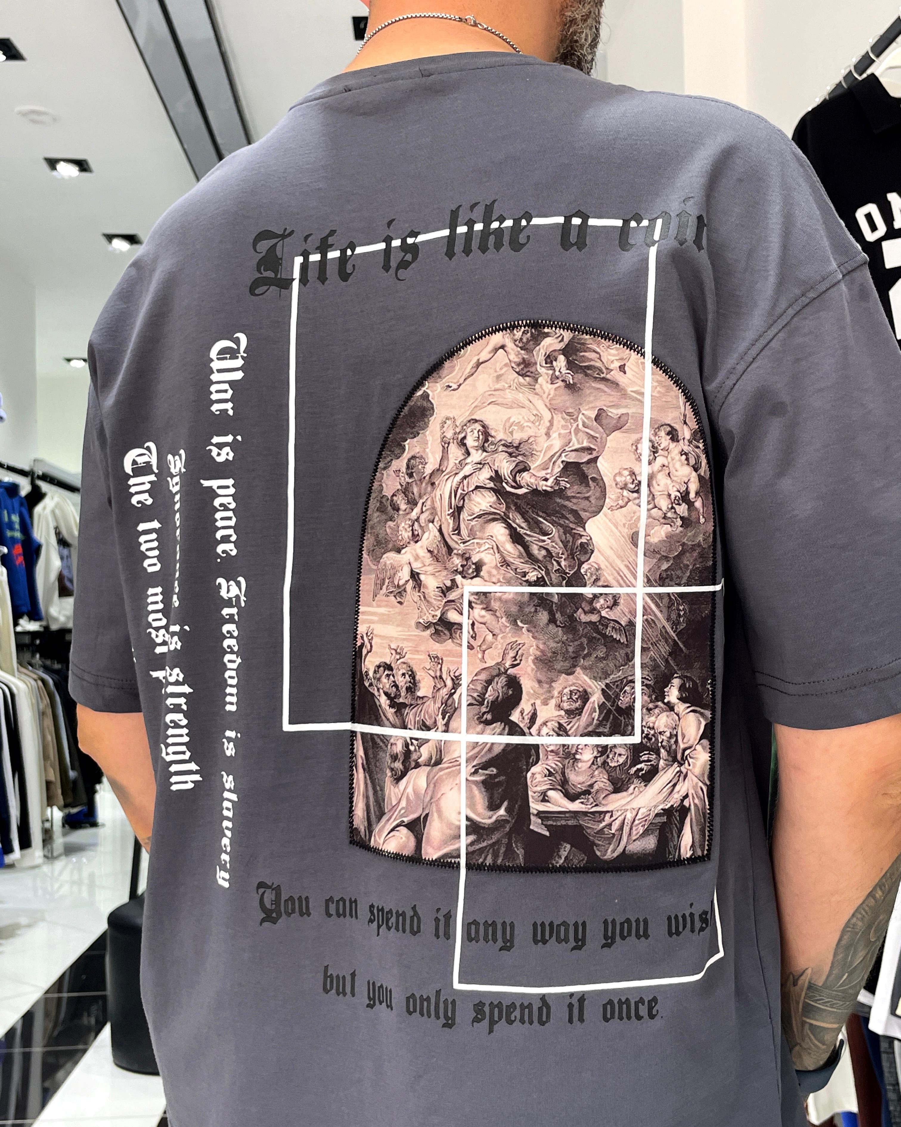 Antik Kumaş Sırt Baskılı Oversize Erkek T-Shirt - füme
