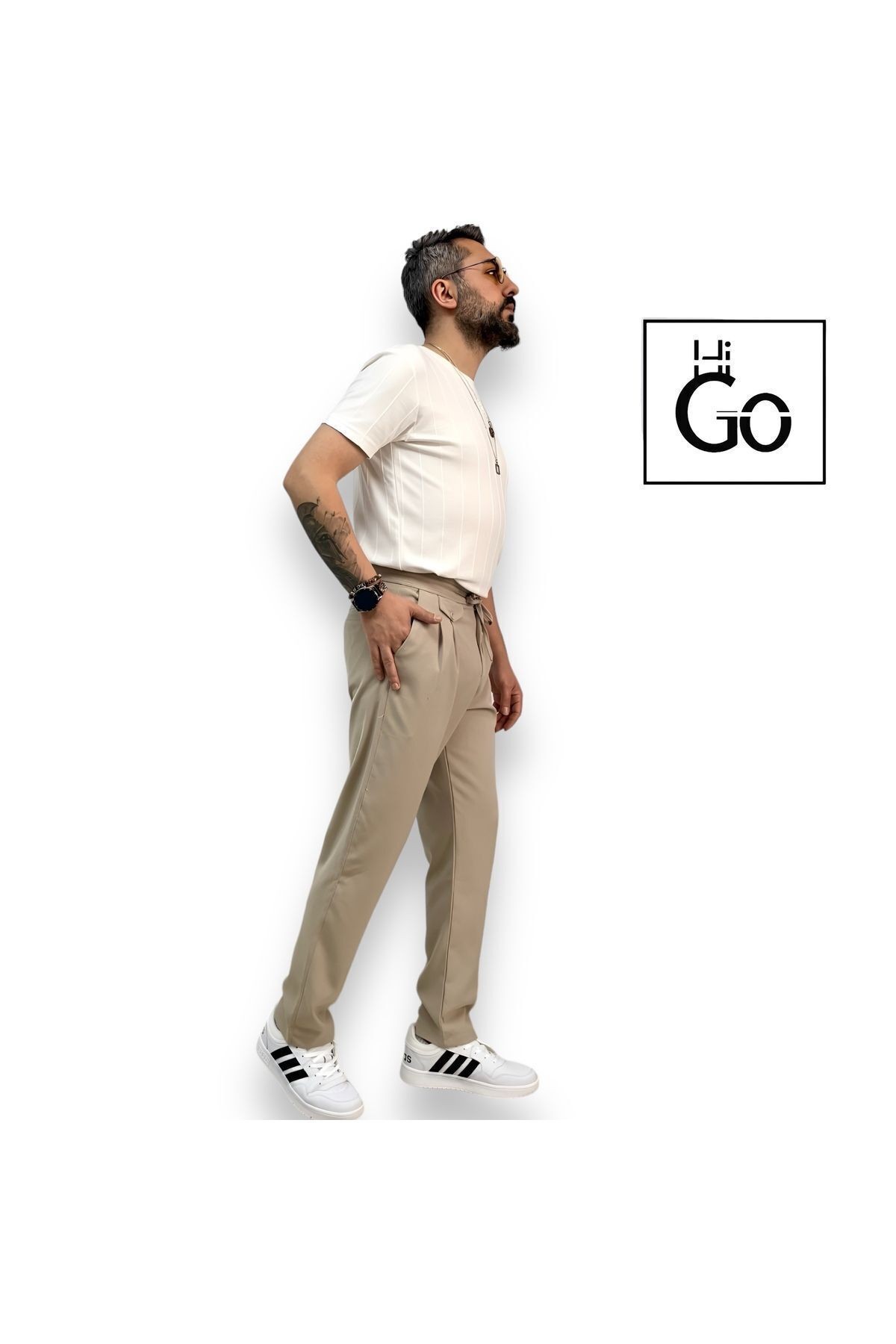 Relaxed Fit Men's Pleated Jogger Pants - Cream