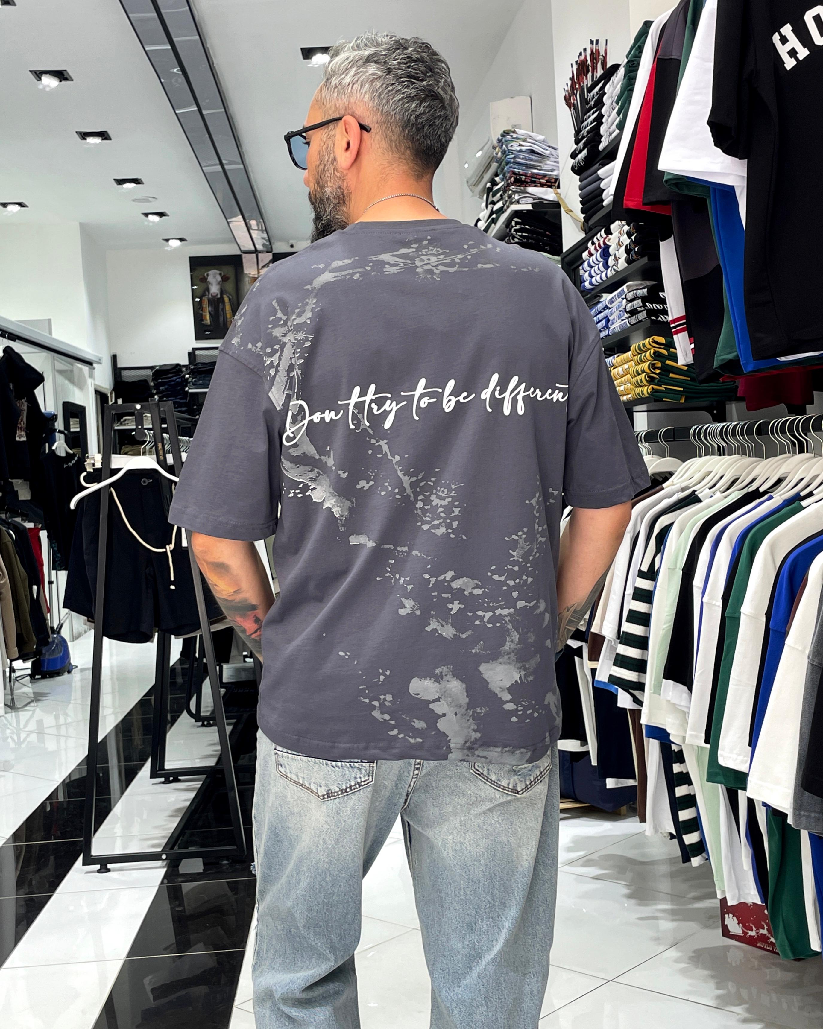 Boya Efektli Erkek Oversize T-Shirt