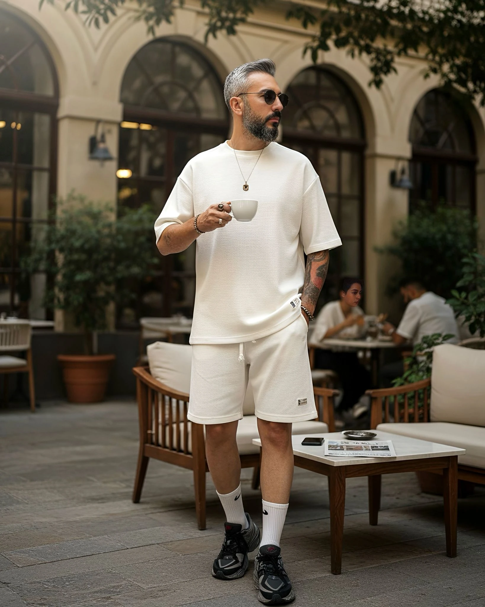 Waffle Fabric Oversize Men's T-Shirt & Shorts Two-Piece Set - White