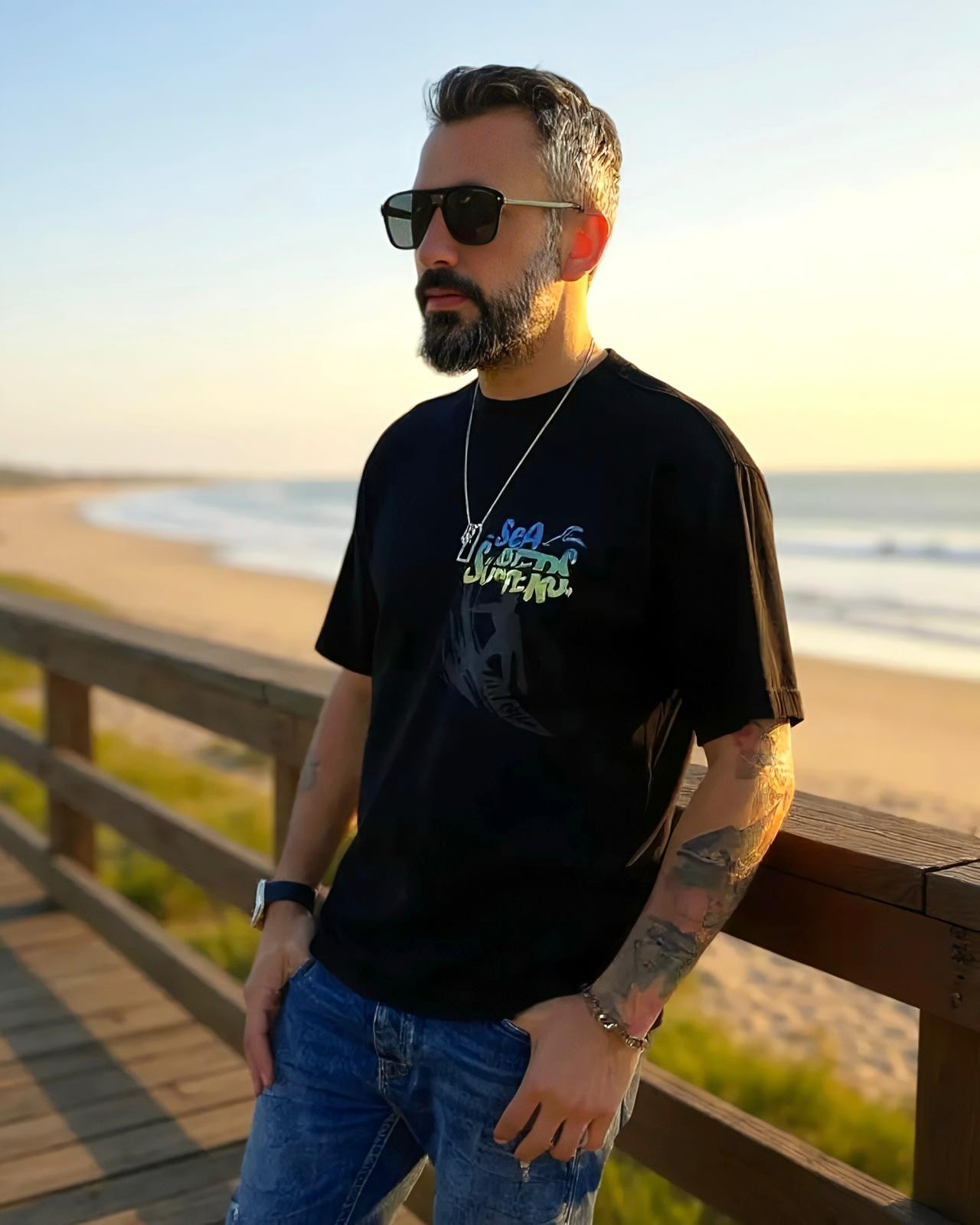 Sea Surfers Sloganlı Oversize T-Shirt - siyah