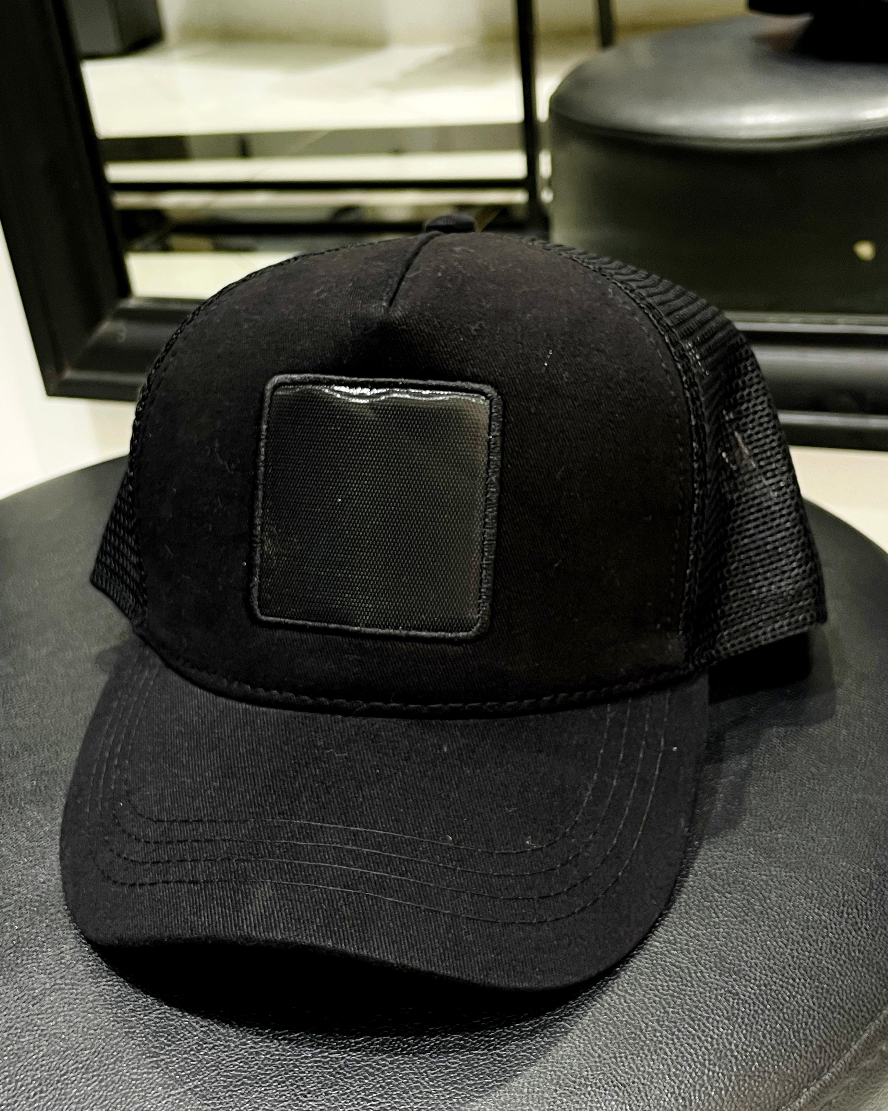 Değiştirilebilir Kare Patchli Unisex Şapka - siyah