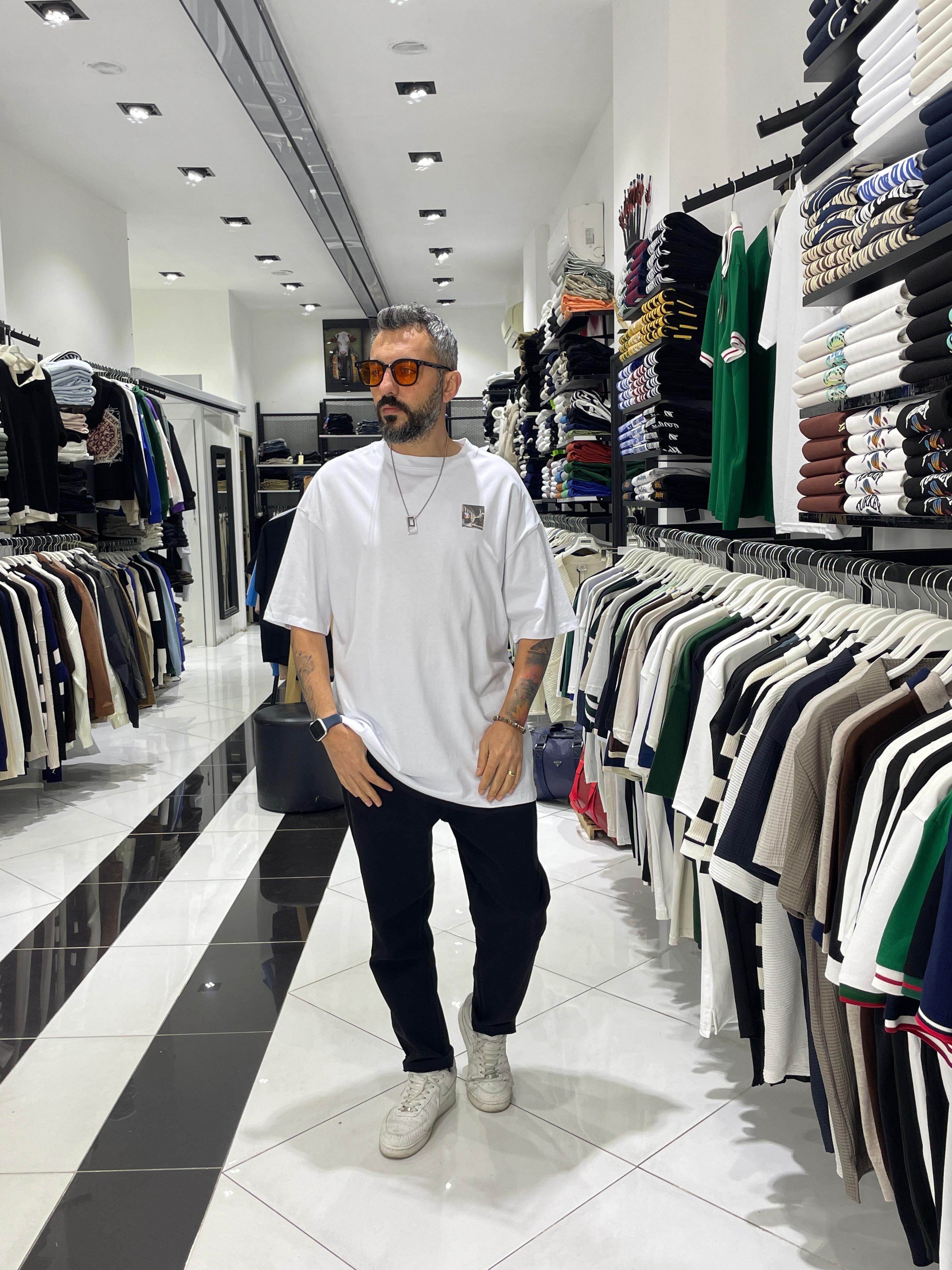 Oversize Zeus Sırt Baskılı Beyaz Erkek Tişört