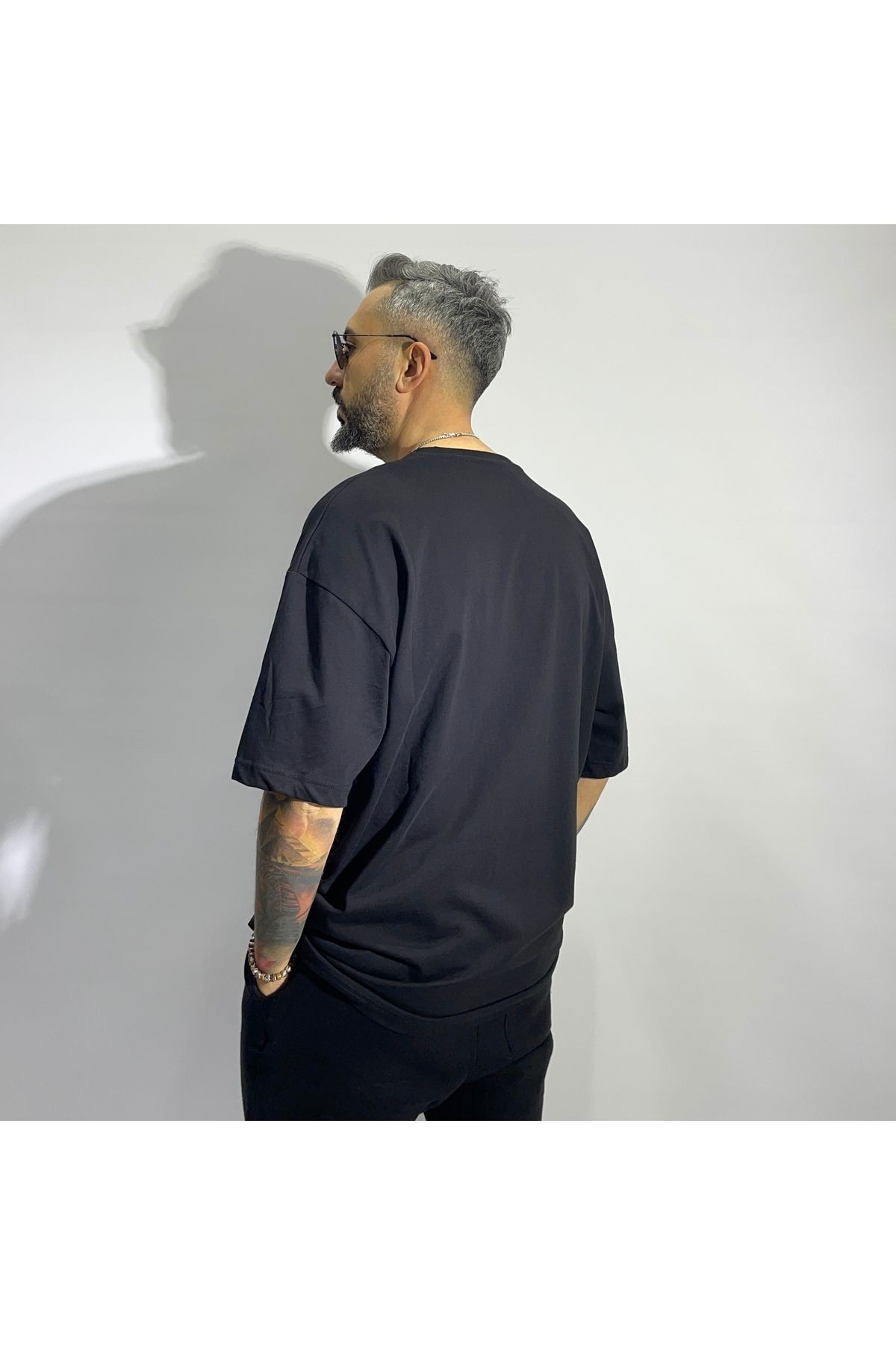 Tokyo Temalı Siyah Erkek Oversize T-Shirt