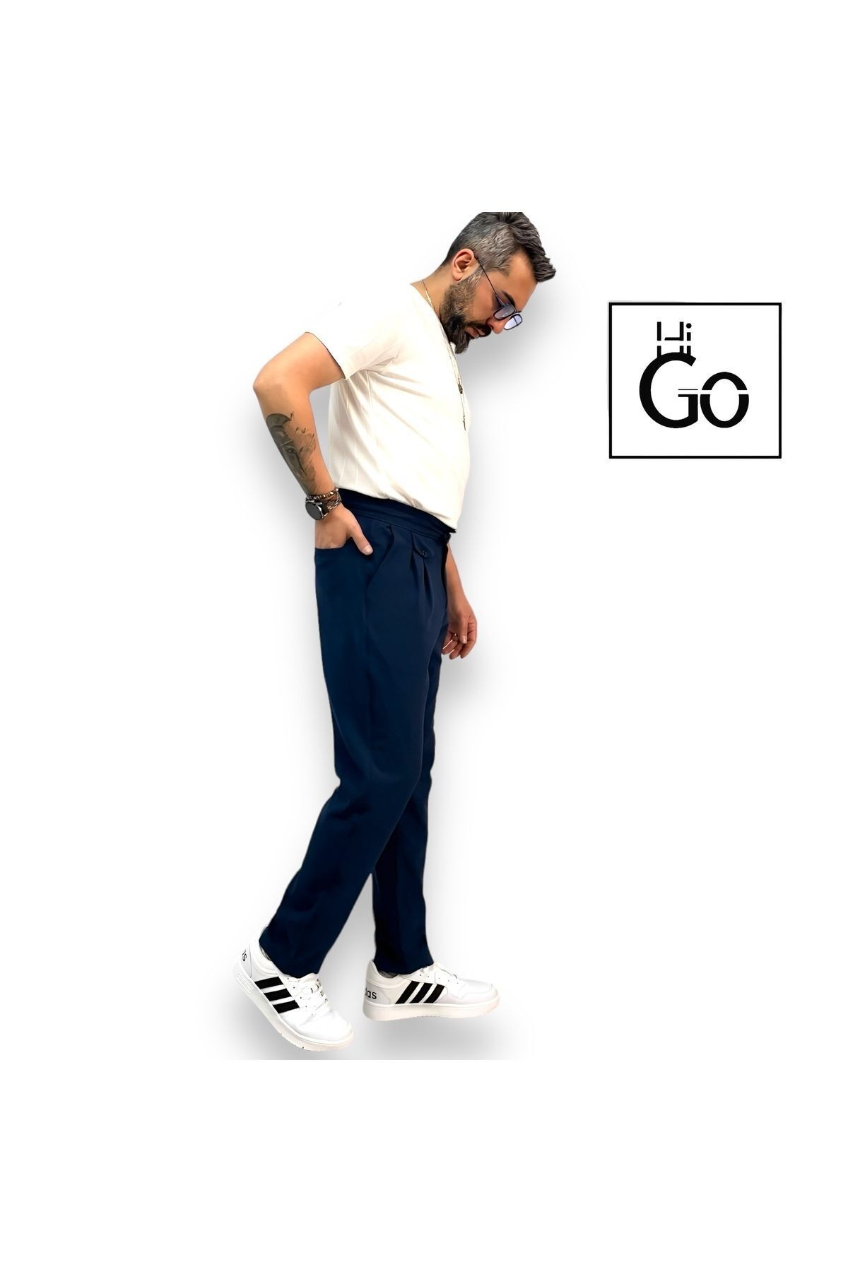 Relaxed Fit Men's Pleated Jogger Pants - Navy blue
