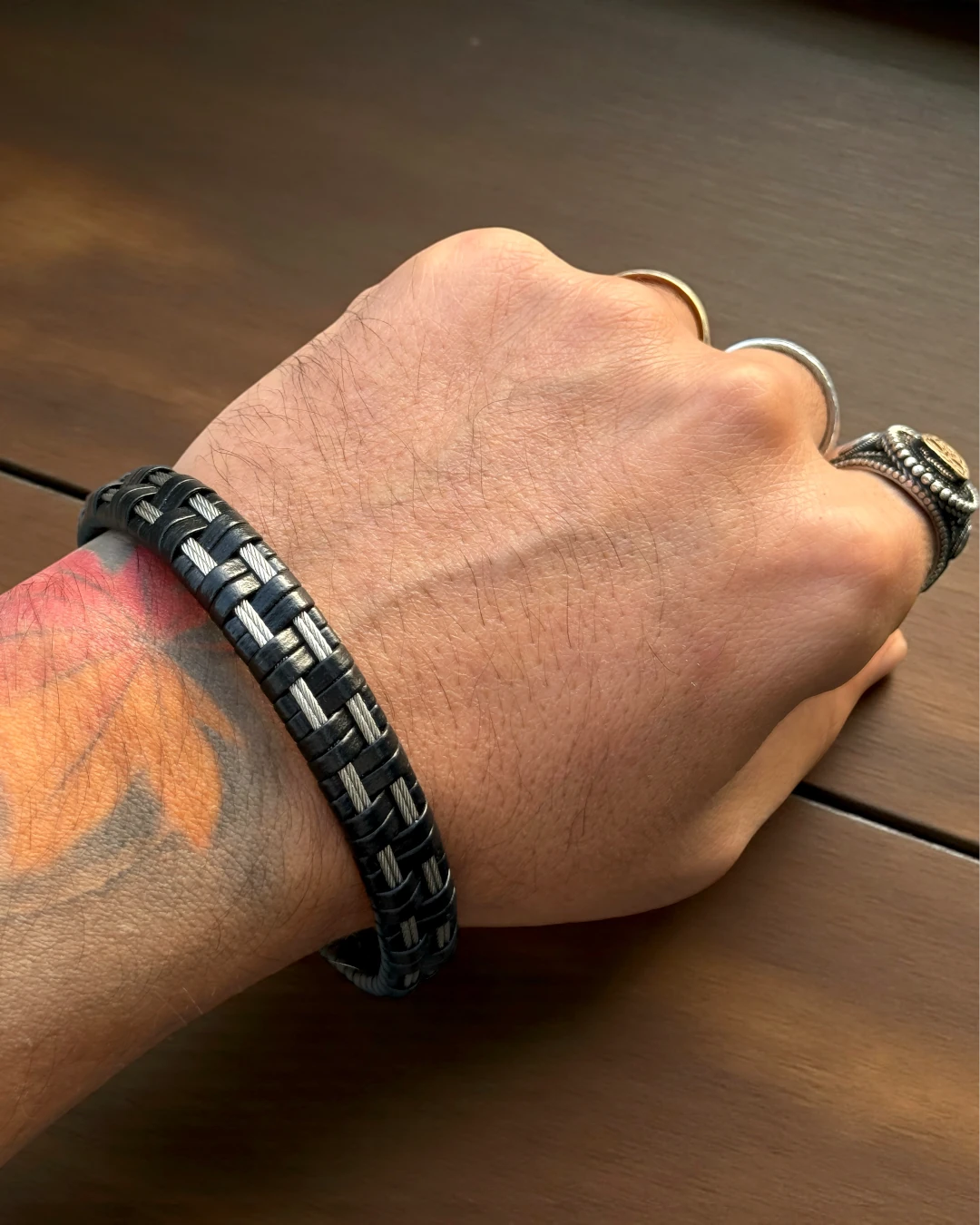 SteelGrid | Örgü Detaylı Siyah Erkek Bileklik