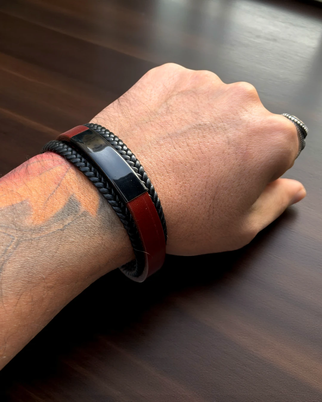 Cinder Line · Çift Katman Örgülü Deri Erkek Bileklik