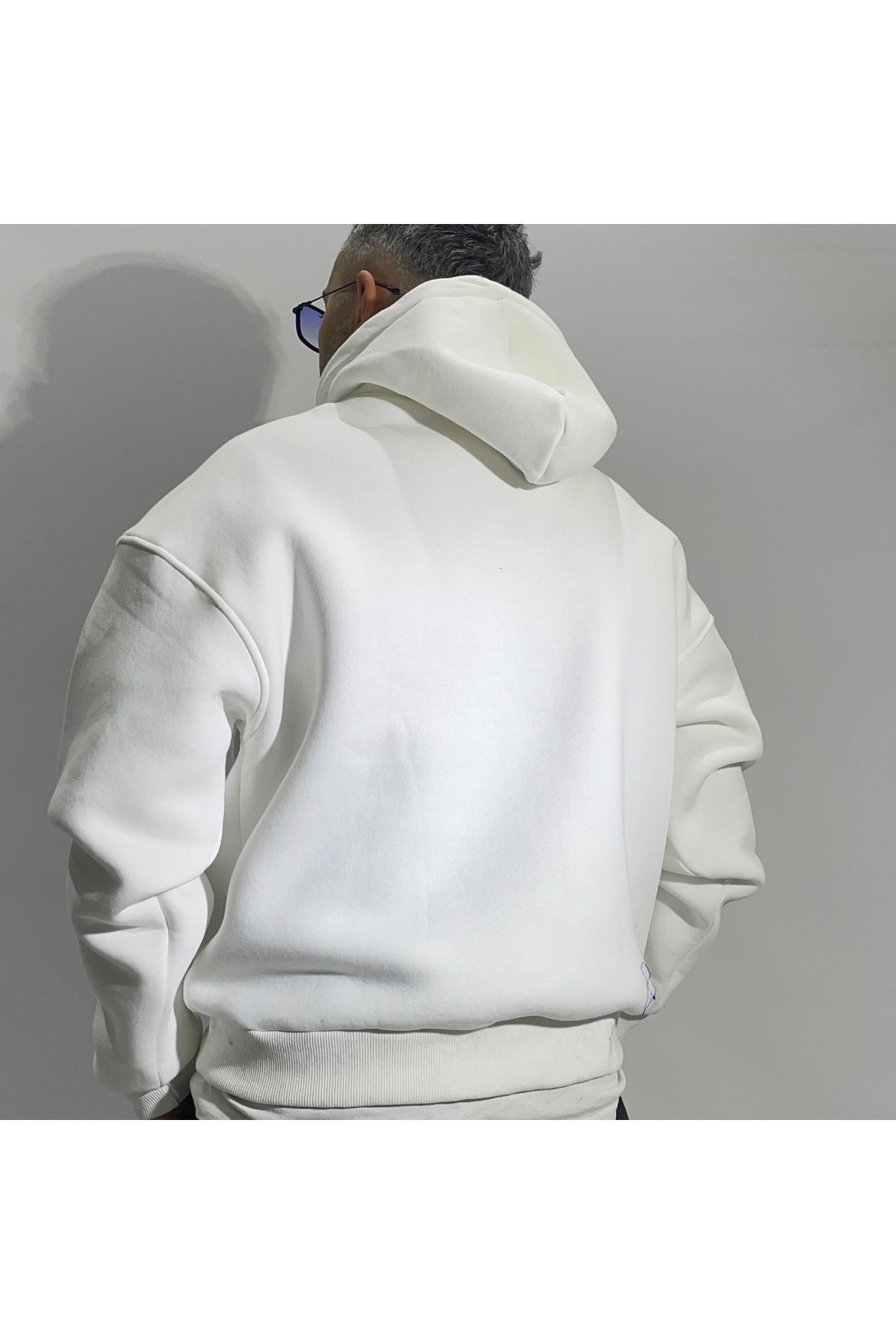 Alaska Nakış Detaylı Oversize Beyaz Hoodie