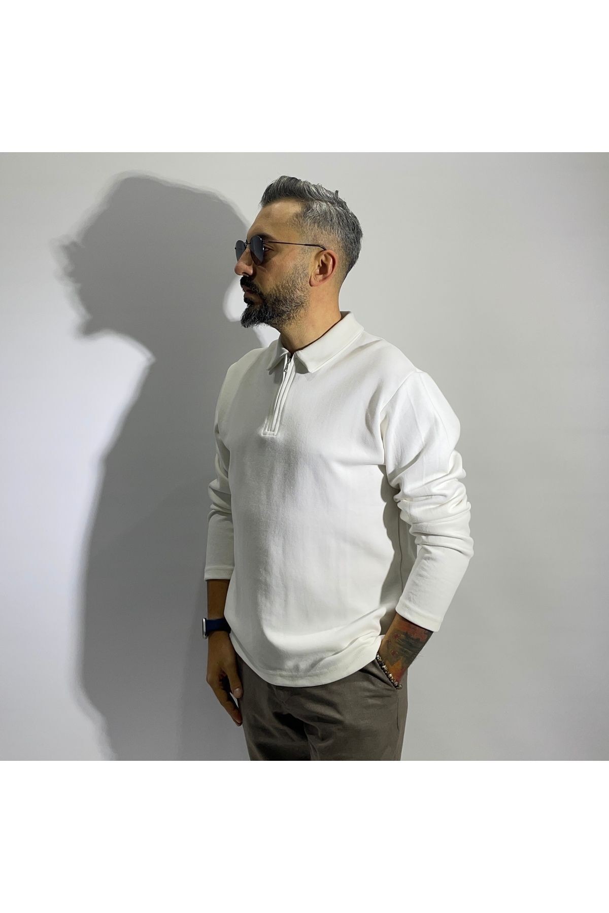 Beyaz Fermuarlı Erkek Polo Yaka Sweatshirt