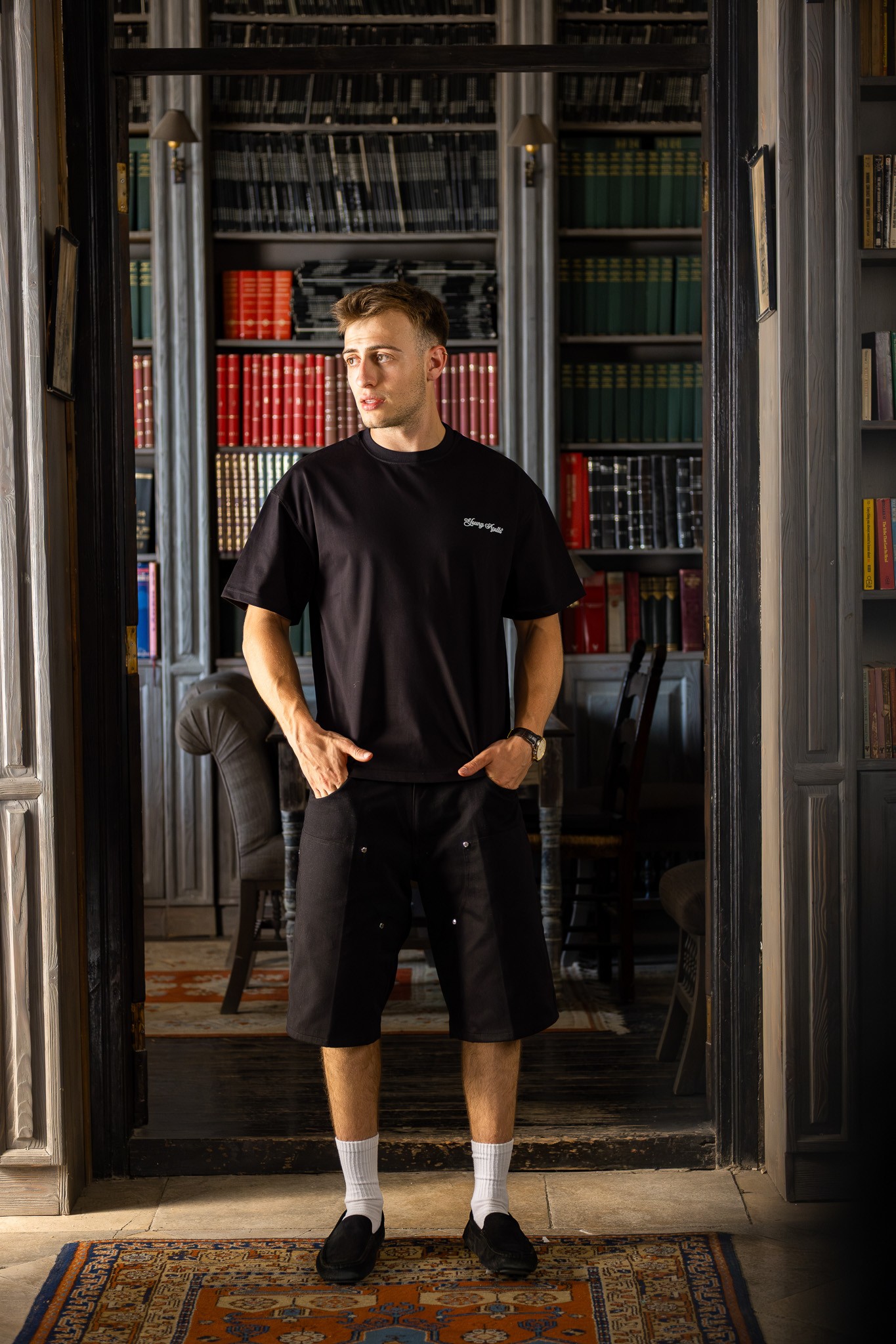 Raven Tee Black