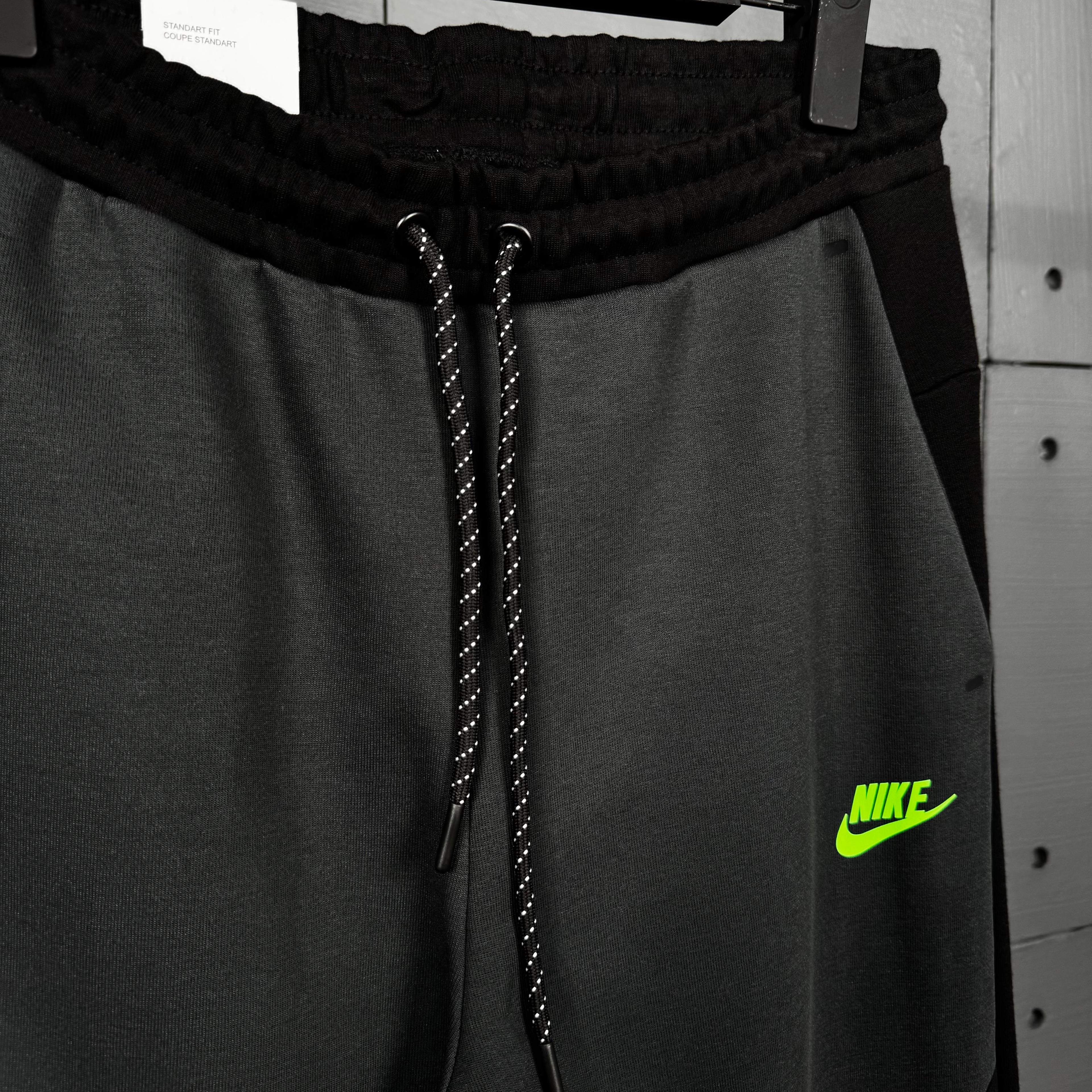 Nike Tech fleece eşofman altı