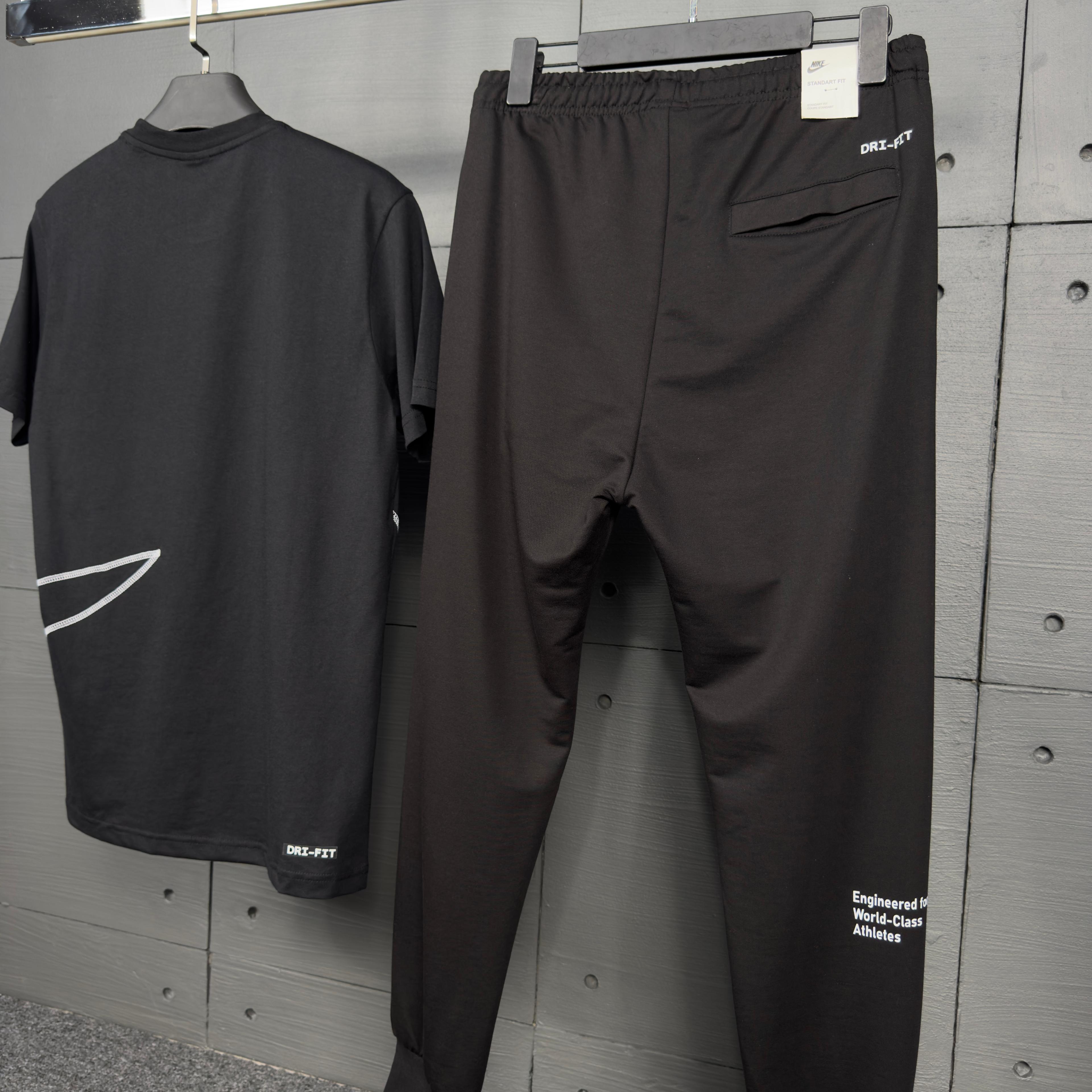 NIKE Emroid Logo Yazlık Takım