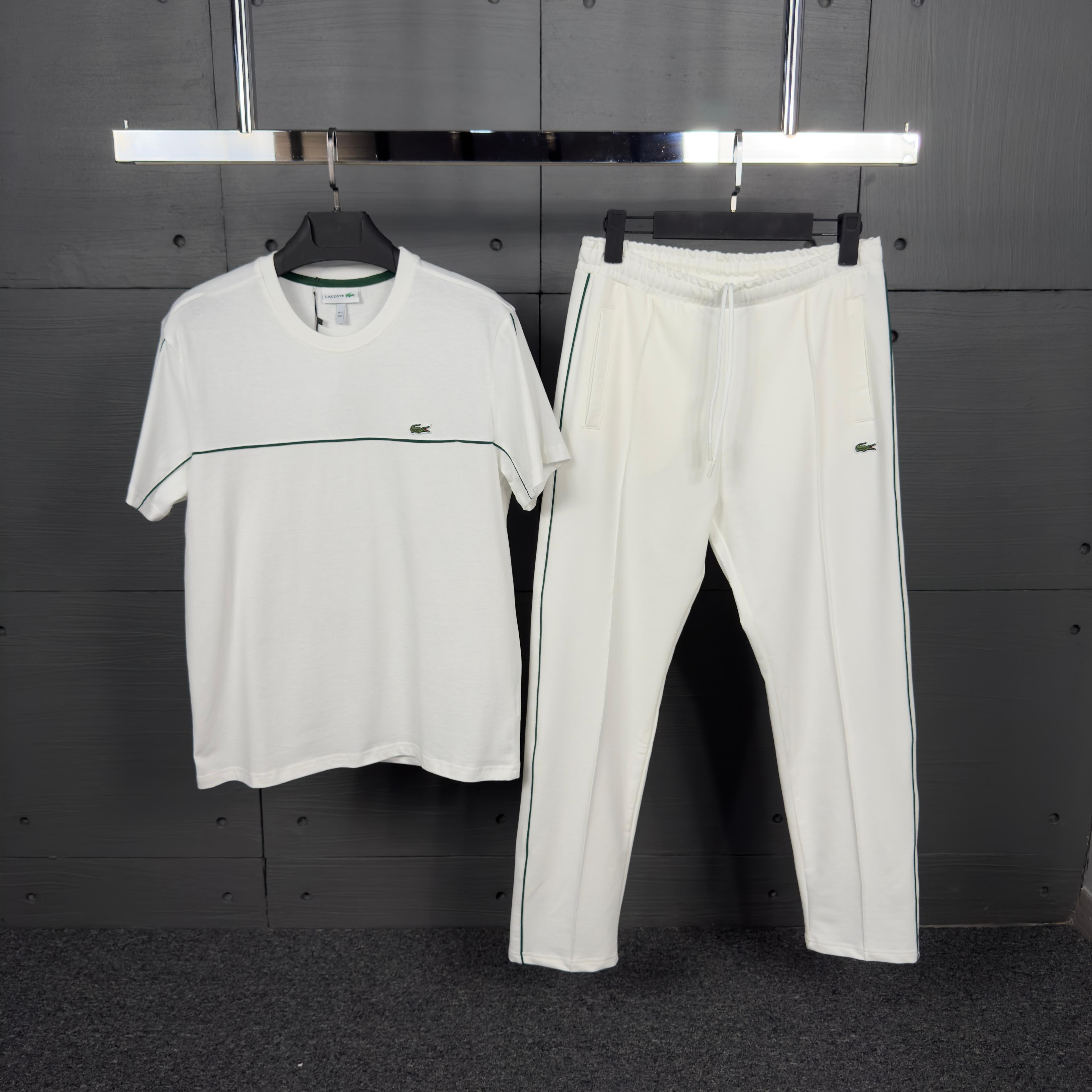 Essentials Minimalist T-Shirt & pantolon Takımı                                                    